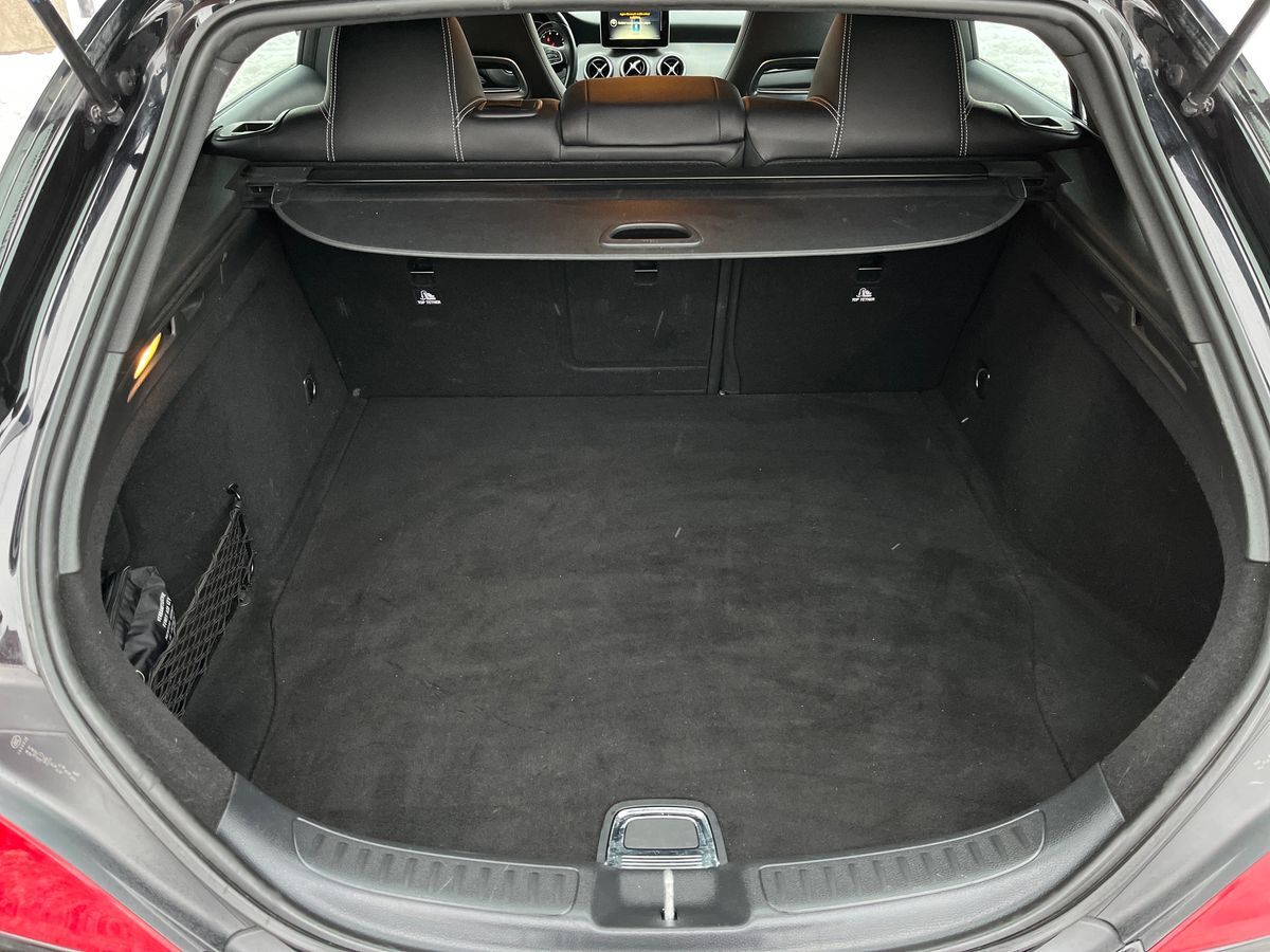 Billede af Mercedes-Benz CLA200 Shooting Brake 1,6 Progressive 7G-DCT 156HK Stc 7g Aut.