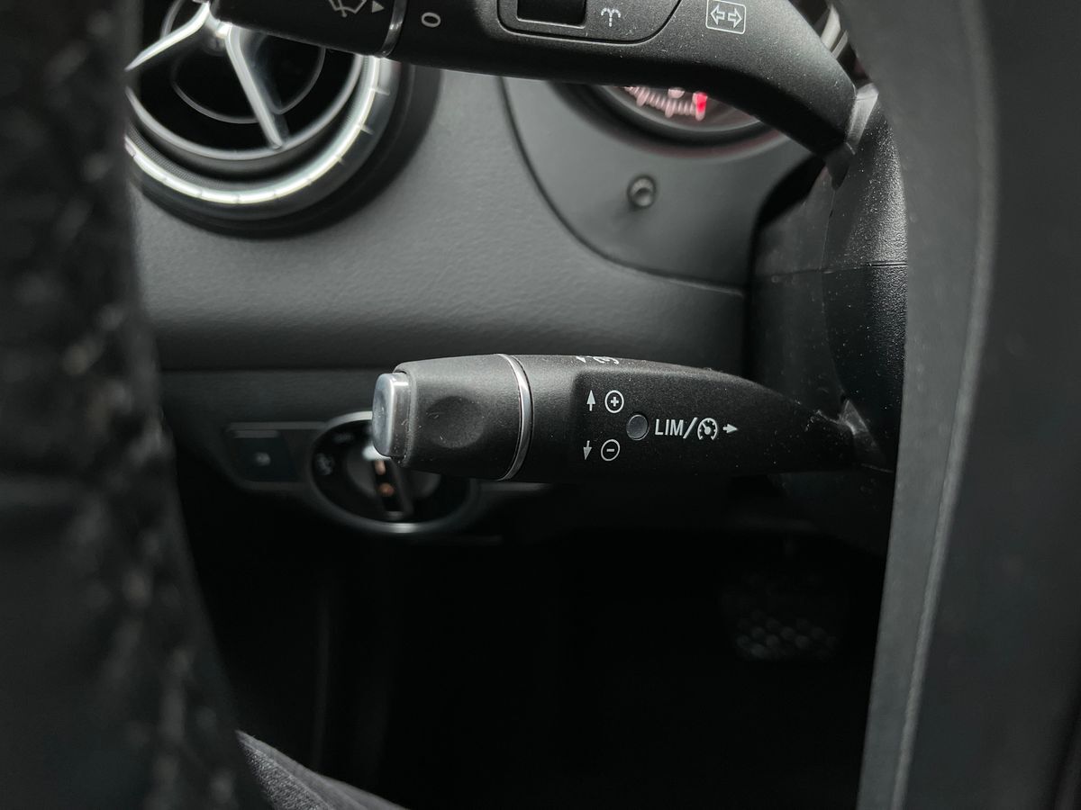 Billede af Mercedes-Benz CLA200 Shooting Brake 1,6 Progressive 7G-DCT 156HK Stc 7g Aut.