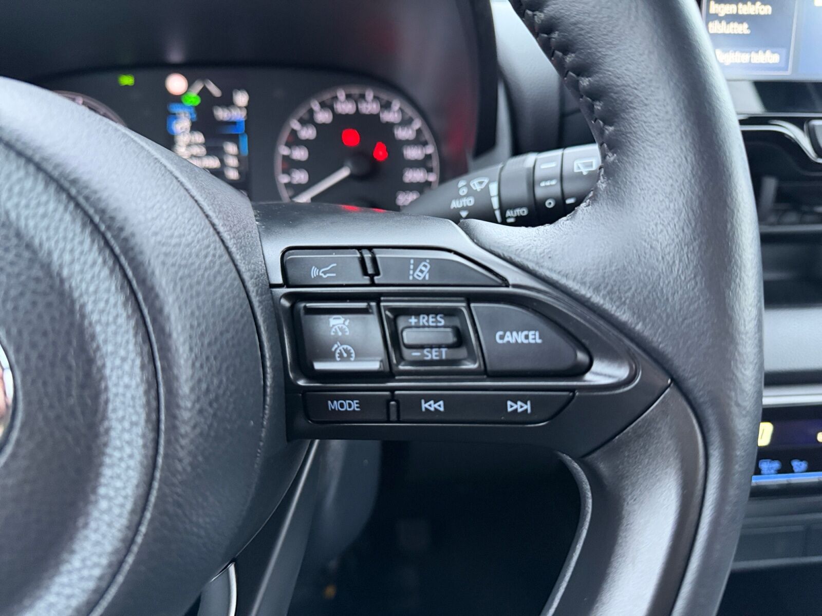 Billede af Toyota Yaris 1,5 Hybrid Active Technology Plus 116HK 5d Trinl. Gear