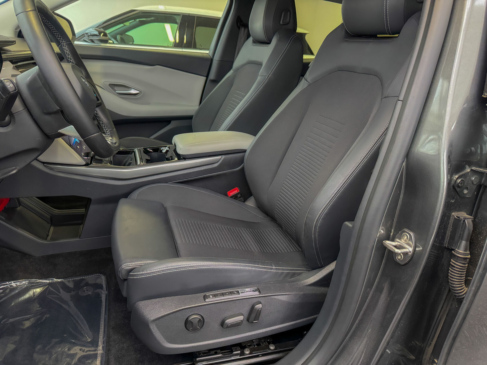 Billede af Ford Explorer EL UR Select RWD 286HK 5d Aut.