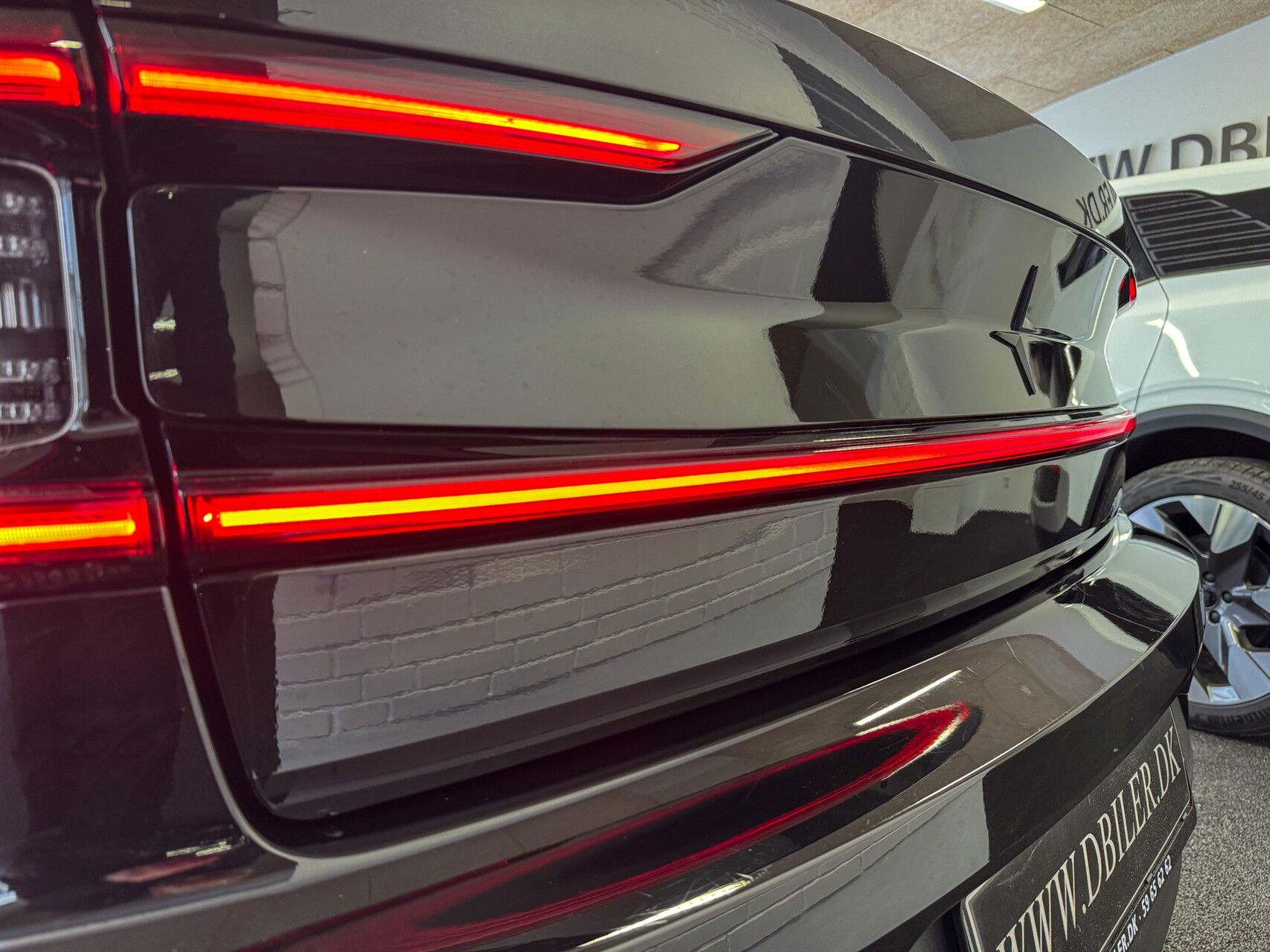 Billede af Polestar 2 EL Long Range Dual motor AWD 421HK 5d Aut.