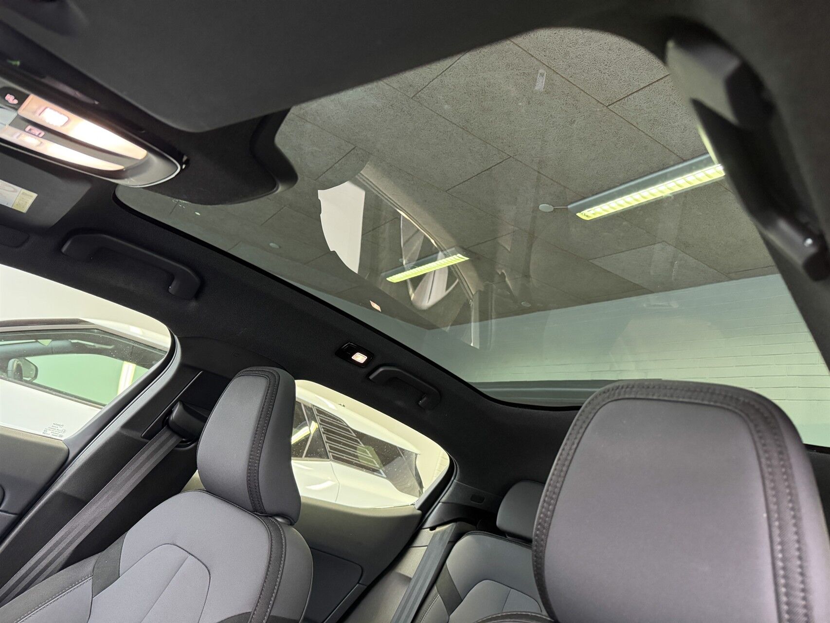 Billede af Polestar 2 EL Long Range Dual motor AWD 421HK 5d Aut.