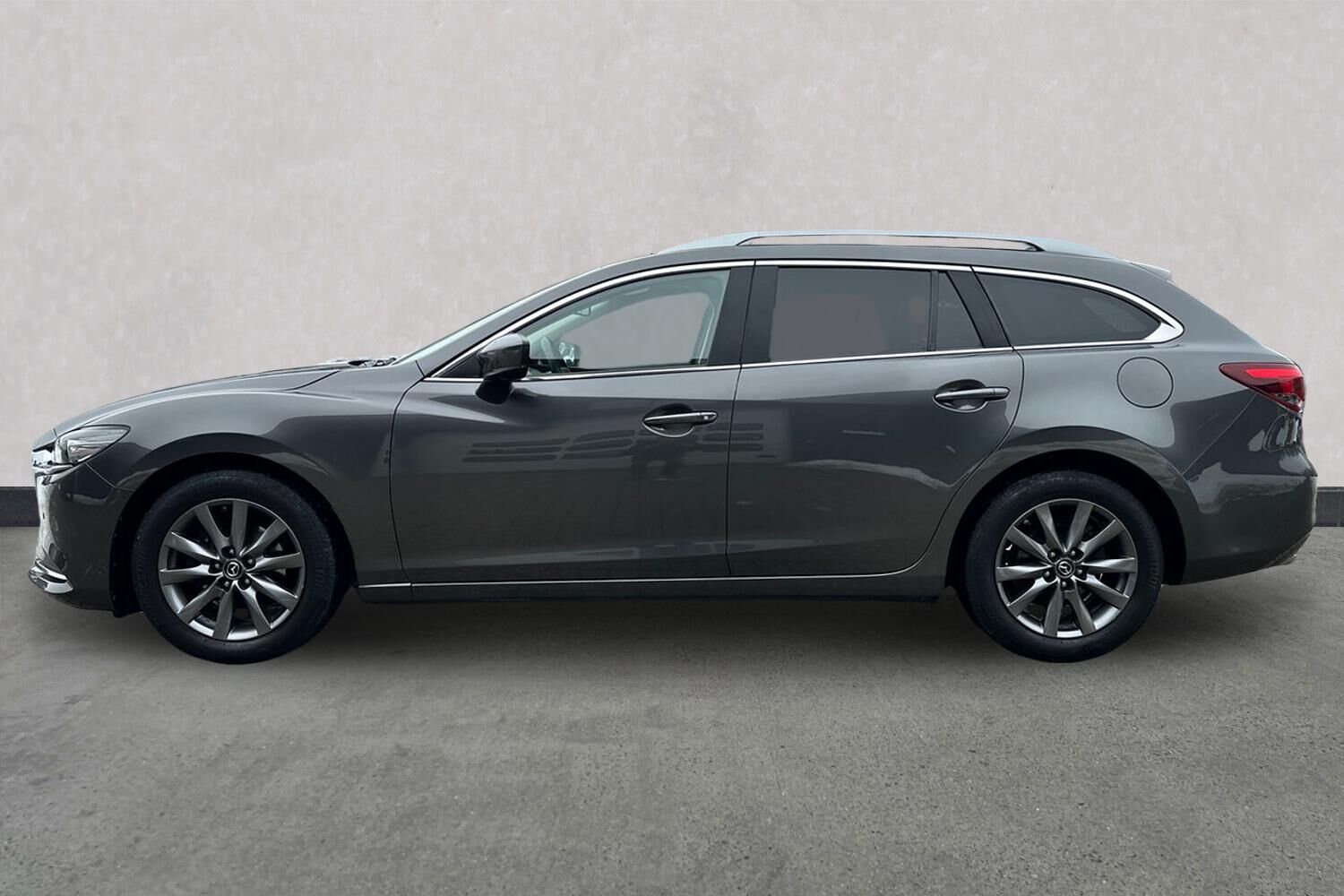 Billede af Mazda 6 2,0 Skyactiv-G Premium 165HK Stc 6g Aut.