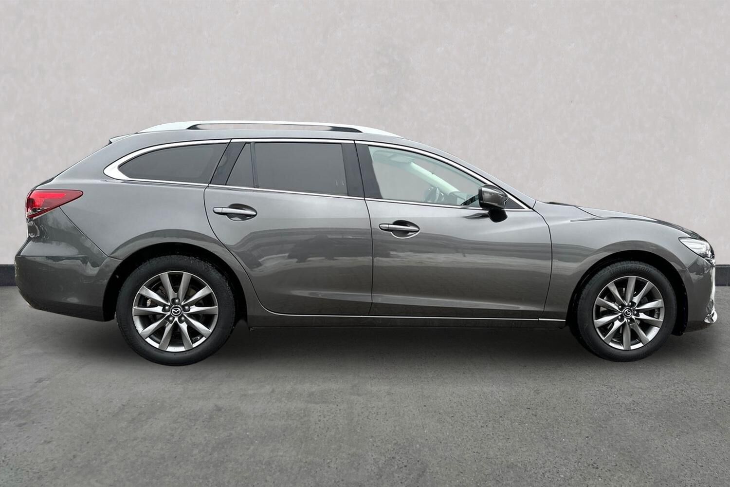 Billede af Mazda 6 2,0 Skyactiv-G Premium 165HK Stc 6g Aut.