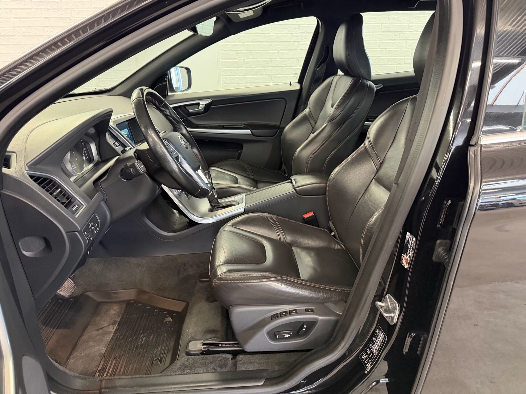 Billede af Volvo XC60 2,0 D4 Summum 190HK 5d 8g Aut.