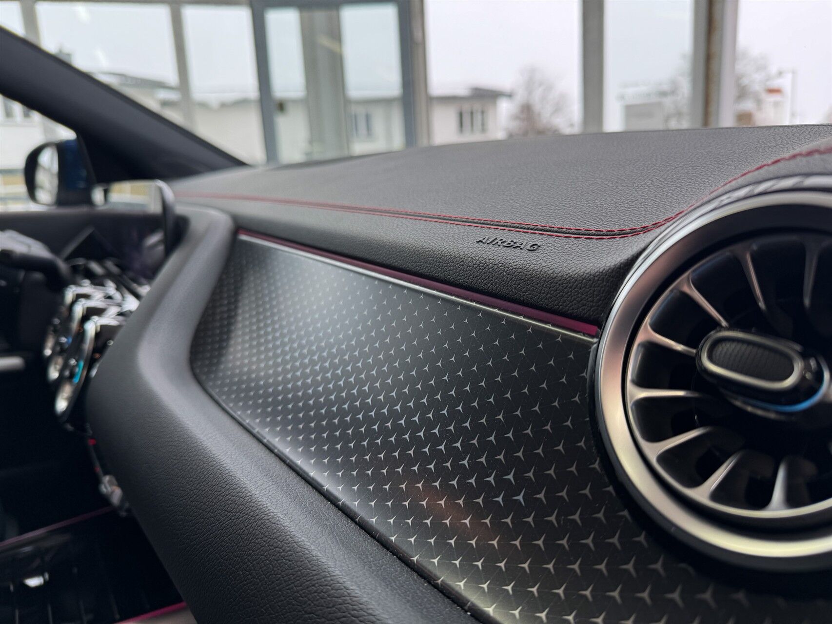 Billede af Mercedes-Benz EQA 250+ EL AMG Edition 190HK 5d Aut.