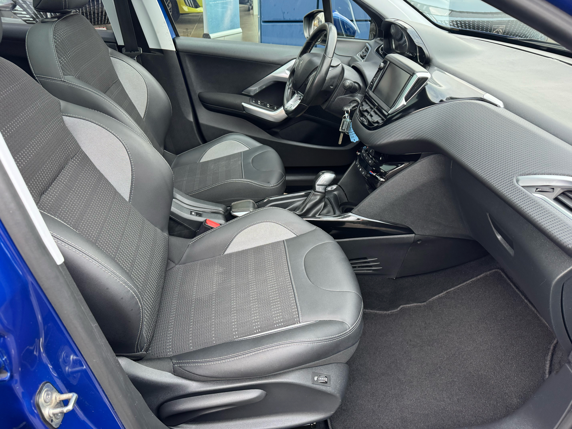 Billede af Peugeot 2008 1,5 BlueHDi Velvet 100HK 5d 6g