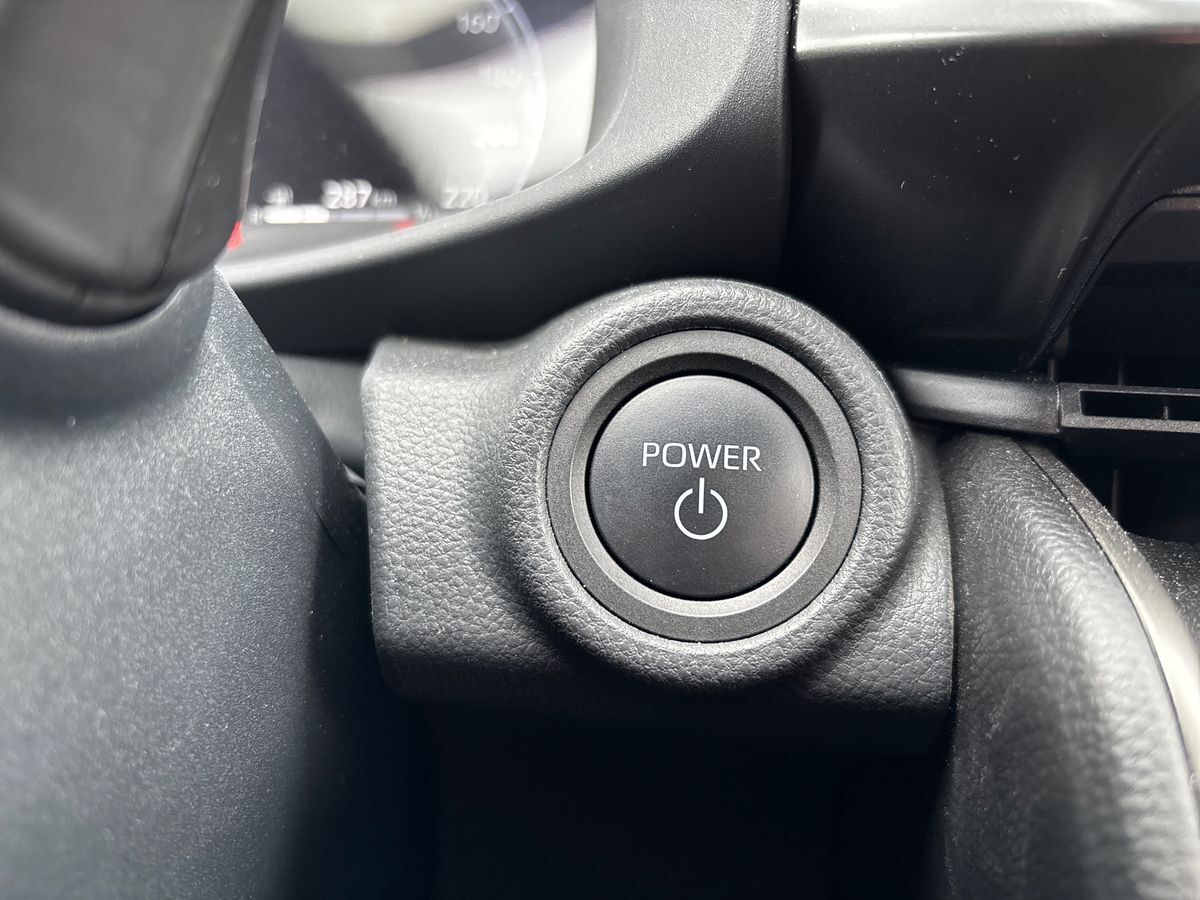 Billede af Toyota C-HR 1,8 Hybrid Style Smart Multidrive S 140HK 5d 6g Aut.