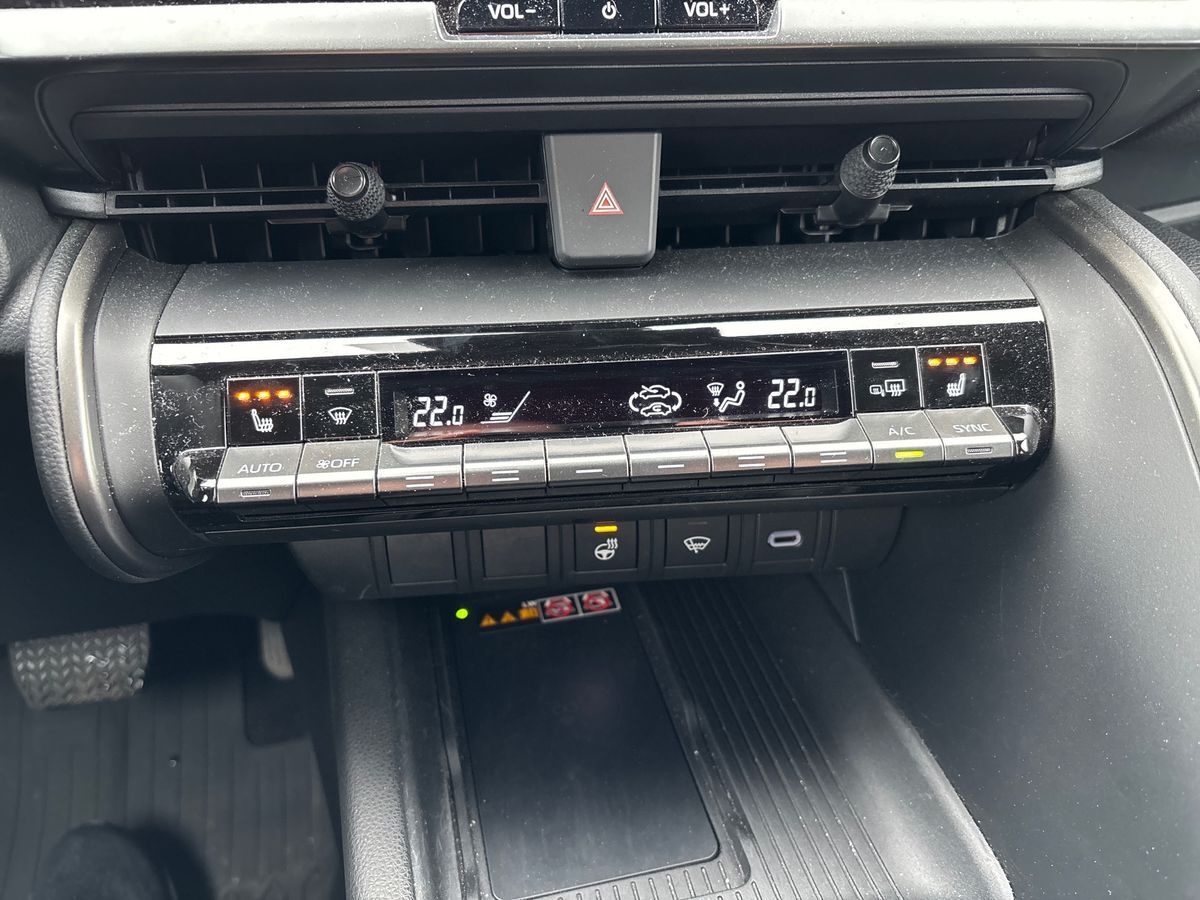 Billede af Toyota C-HR 1,8 Hybrid Style Smart Multidrive S 140HK 5d 6g Aut.