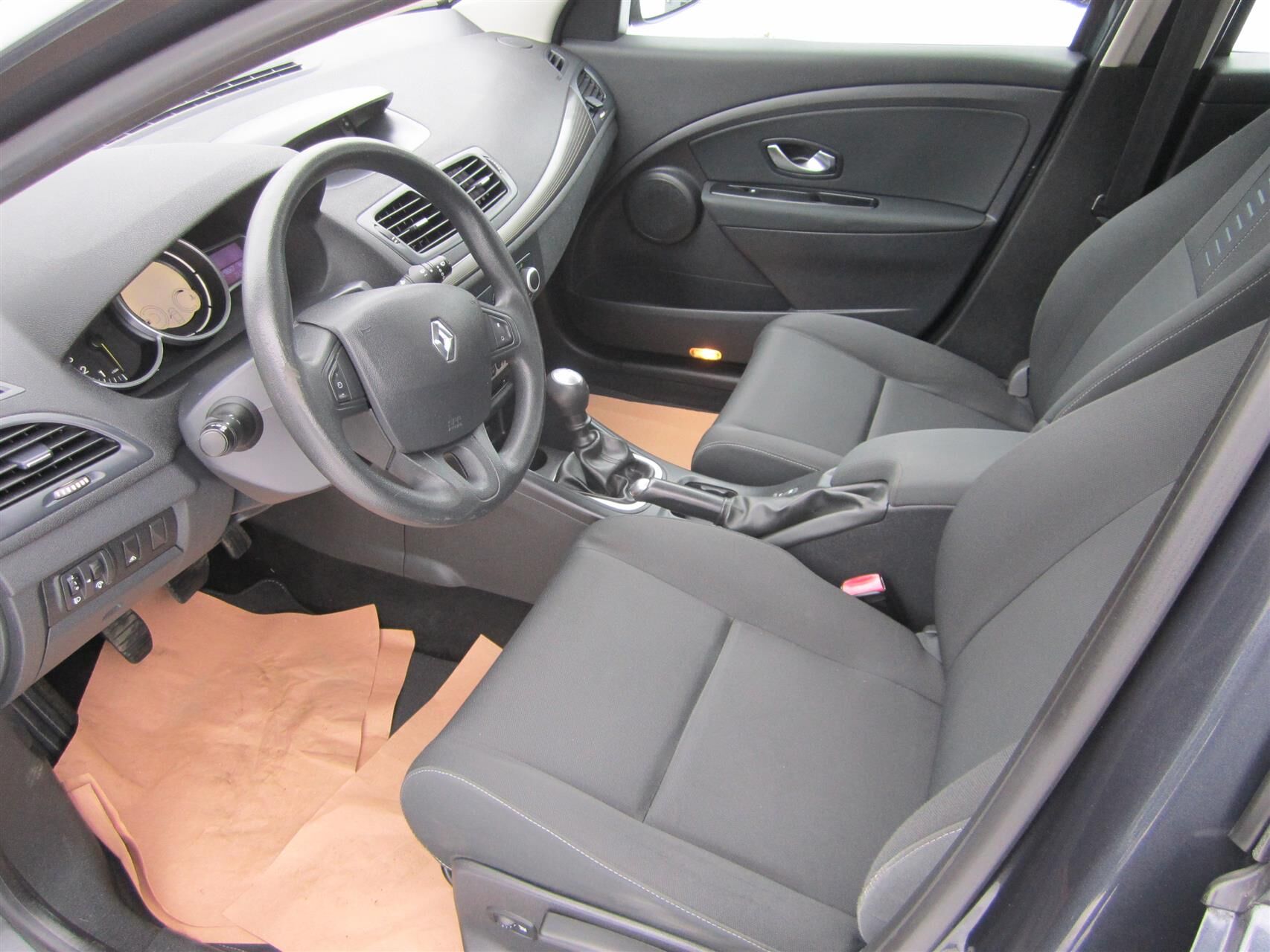 Billede af Renault Mégane Sport Tourer 1,6 16V Authentique 110HK Stc