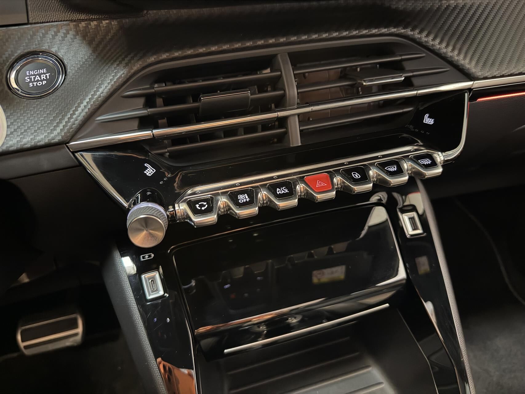 Billede af Peugeot 2008 1,2 PureTech GT Line EAT8 130HK 5d 8g Aut.