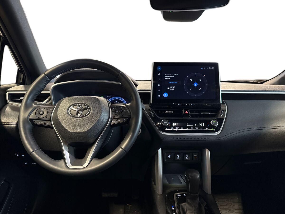 Billede af Toyota Corolla Cross 2,0 Hybrid Style Comfort E-CVT 197HK 5d Aut.