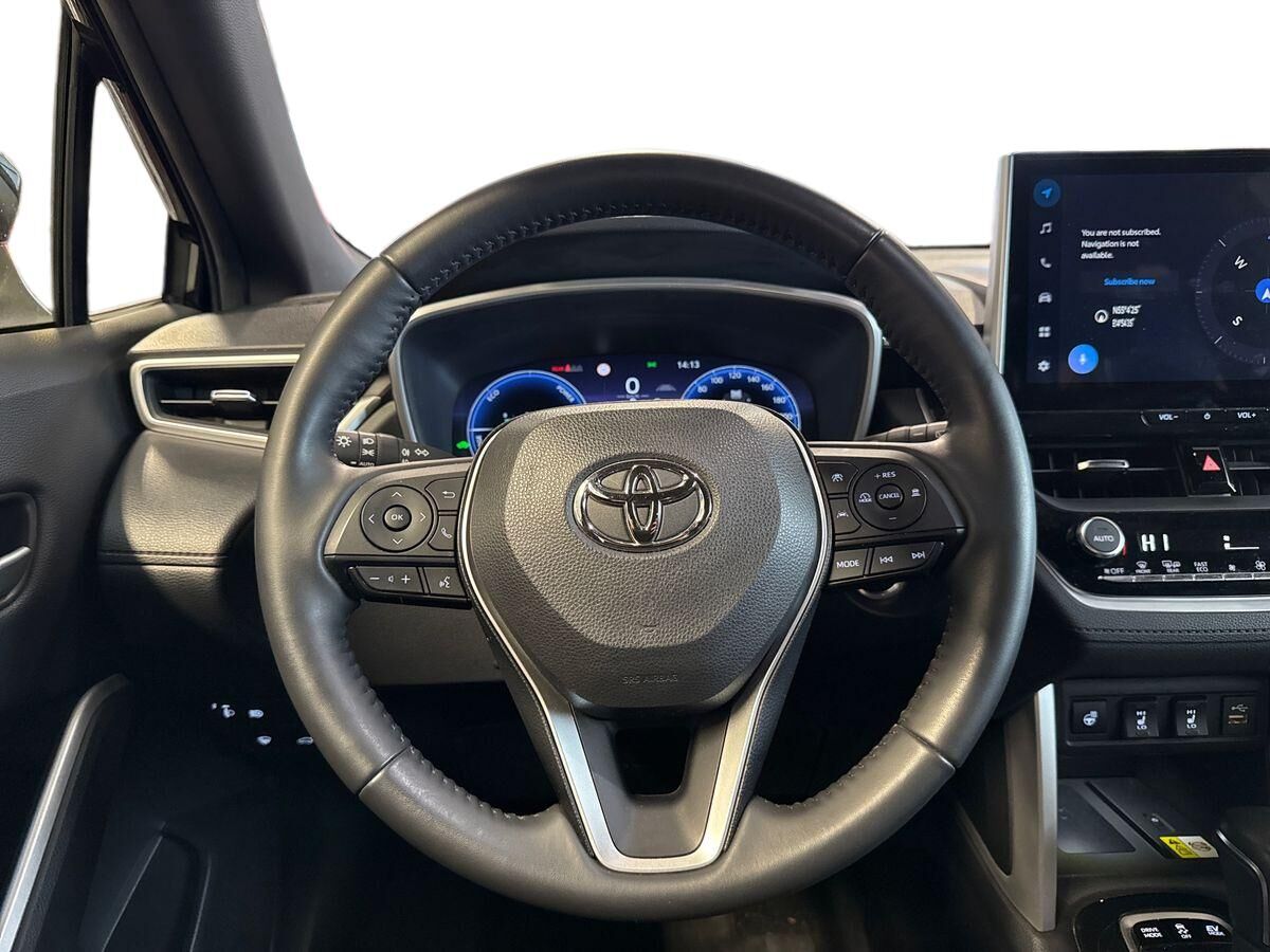 Billede af Toyota Corolla Cross 2,0 Hybrid Style Comfort E-CVT 197HK 5d Aut.