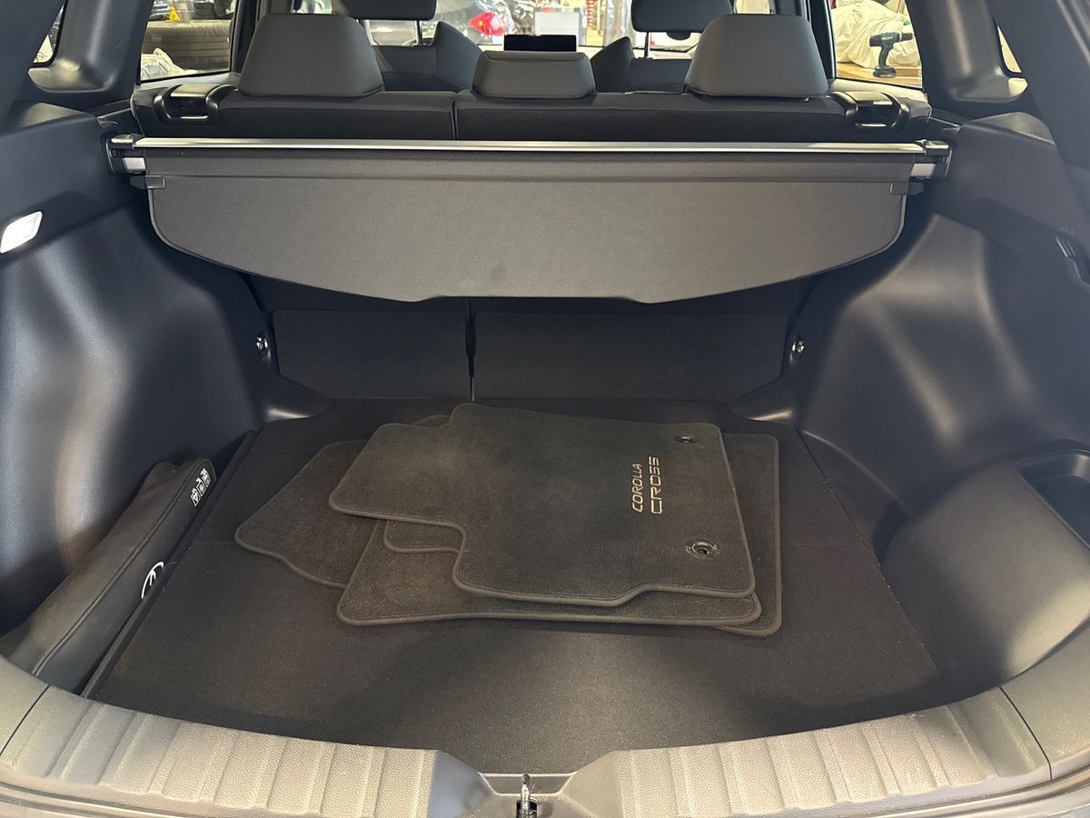 Billede af Toyota Corolla Cross 2,0 Hybrid Style Comfort E-CVT 197HK 5d Aut.