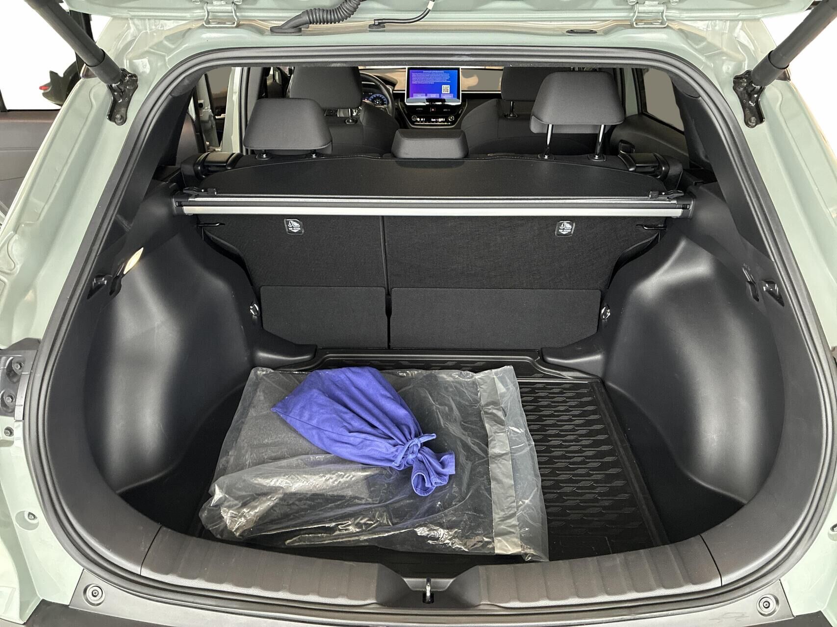 Billede af Toyota Corolla Cross 1,8 Hybrid Style Comfort 140HK 5d Aut.