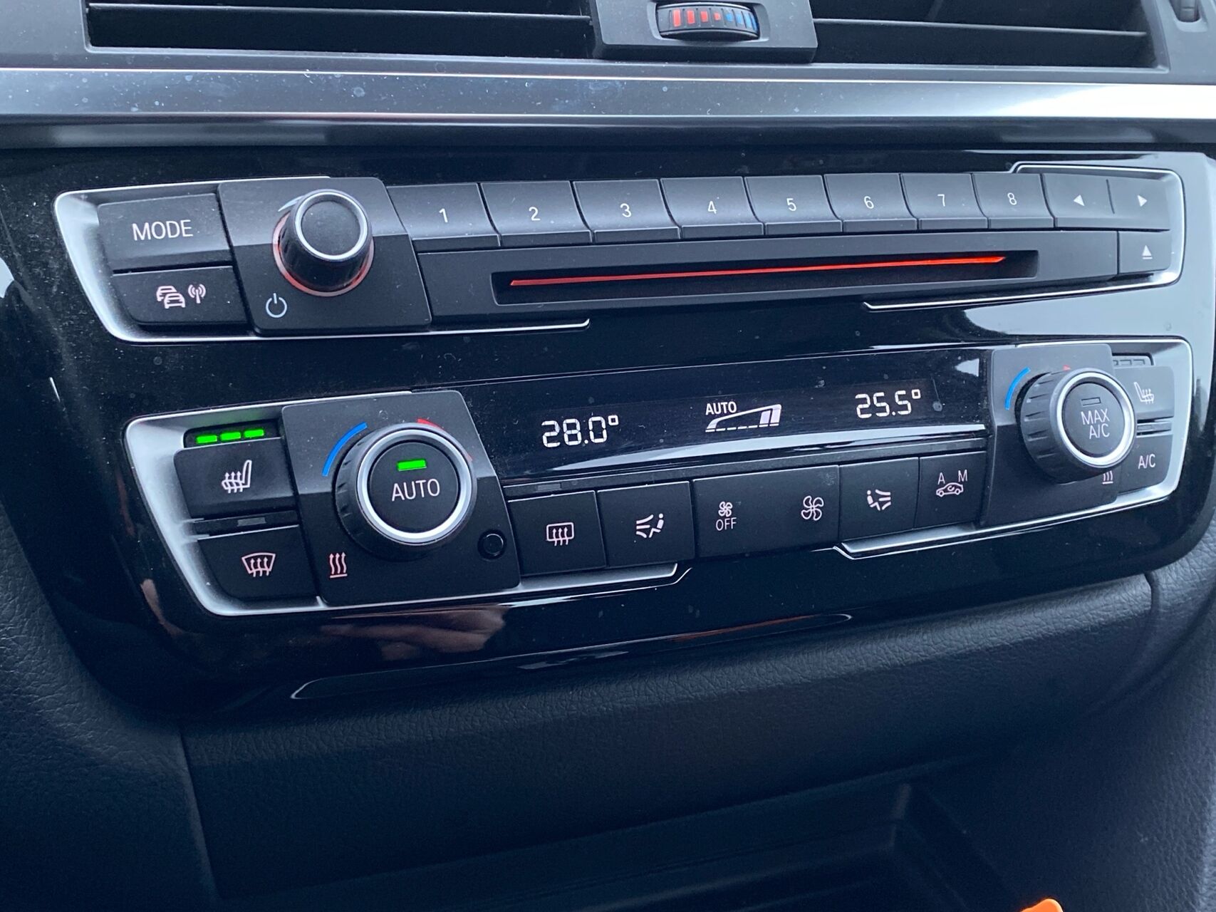 Billede af BMW 320d 2,0 D Executive Steptronic 190HK 8g Aut.