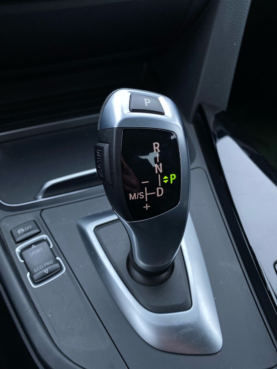 Billede af BMW 320d 2,0 D Executive Steptronic 190HK 8g Aut.