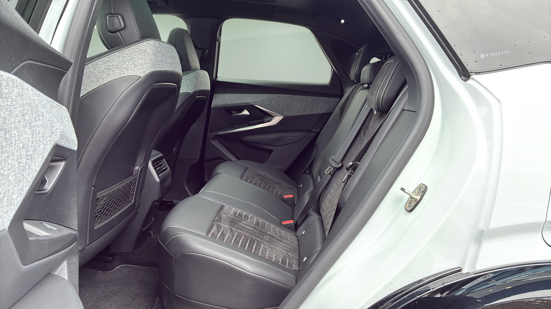 Billede af Peugeot e-3008 EL GT 210HK 5d Aut.