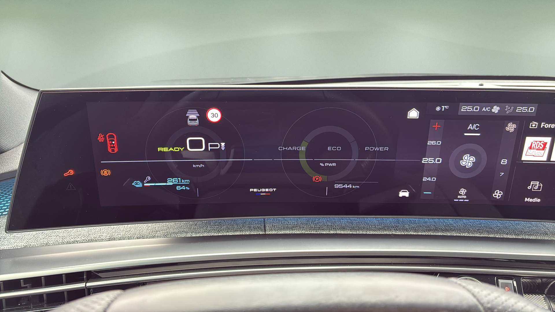 Billede af Peugeot e-3008 EL GT 210HK 5d Aut.