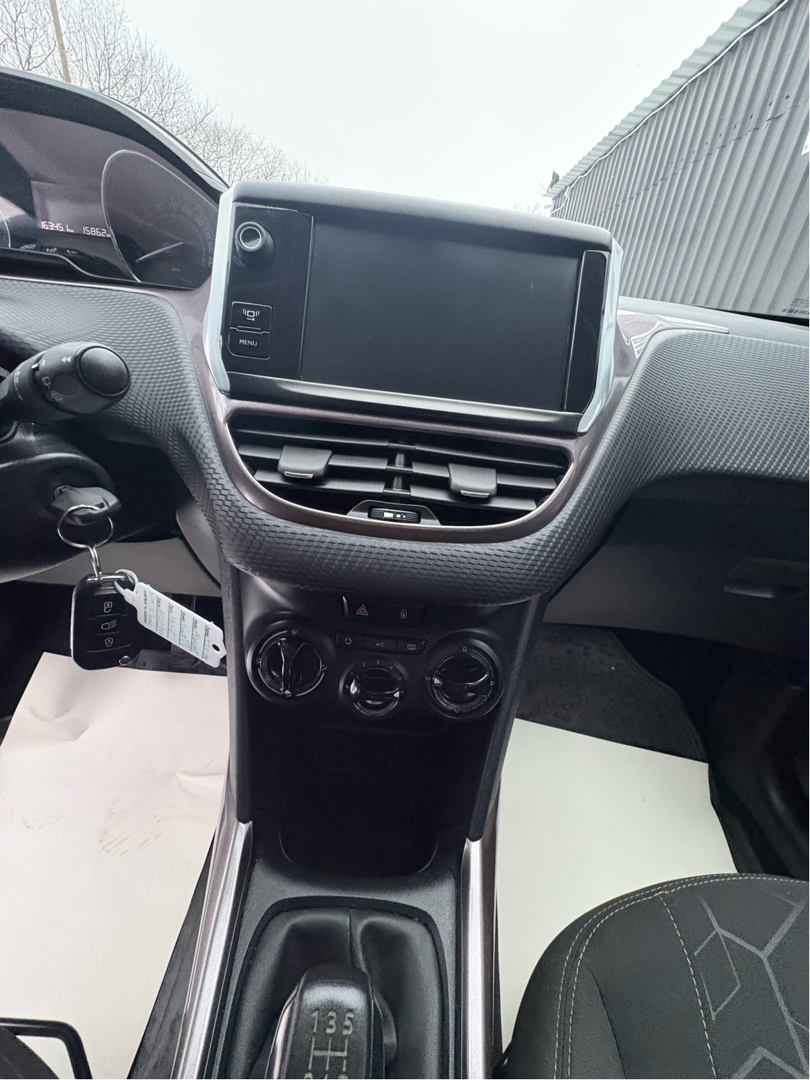 Billede af Peugeot 2008 1,2 VTi Excite 82HK