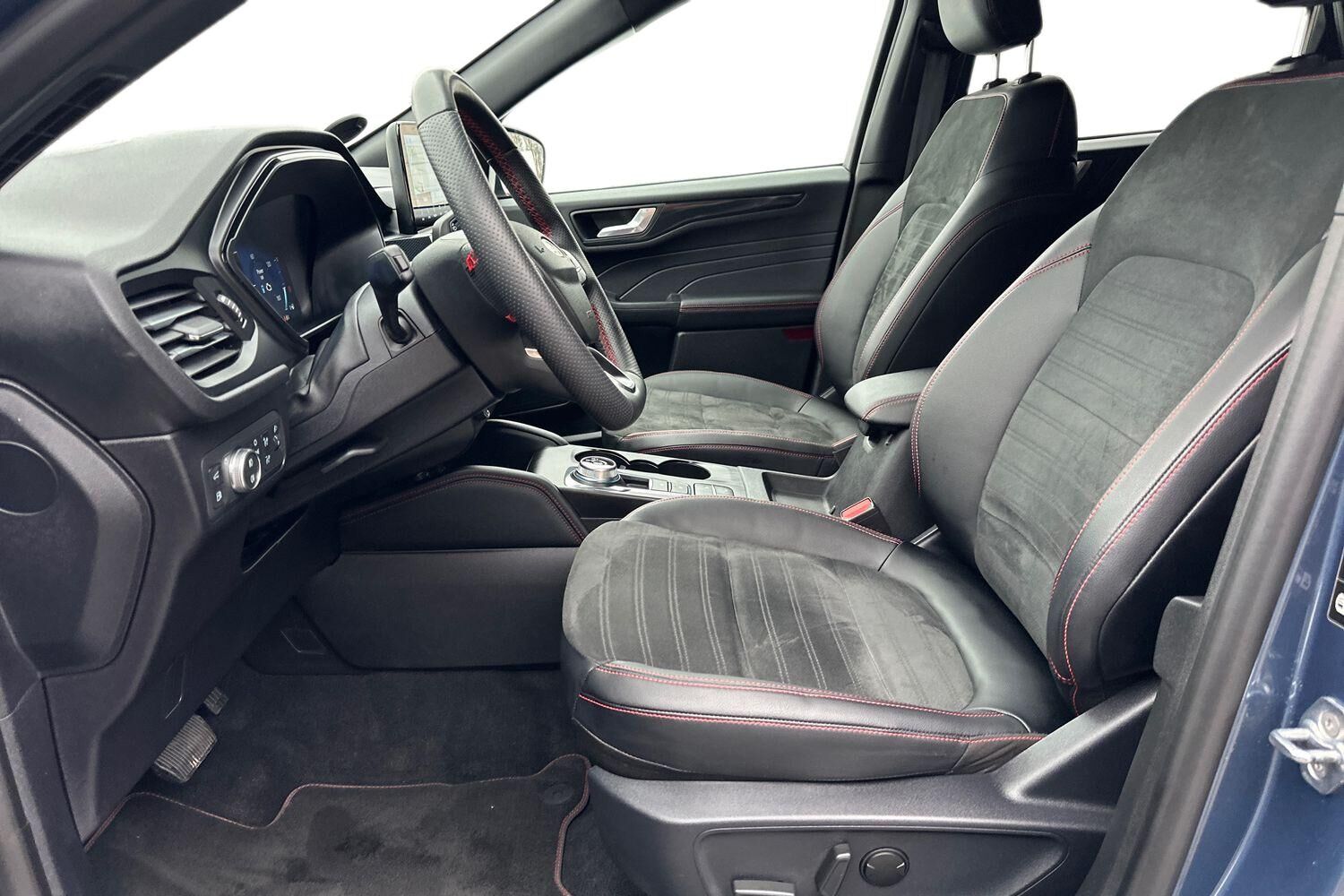 Billede af Ford Kuga 2,5 Plugin-hybrid ST-Line X CVT 225HK 5d Trinl. Gear