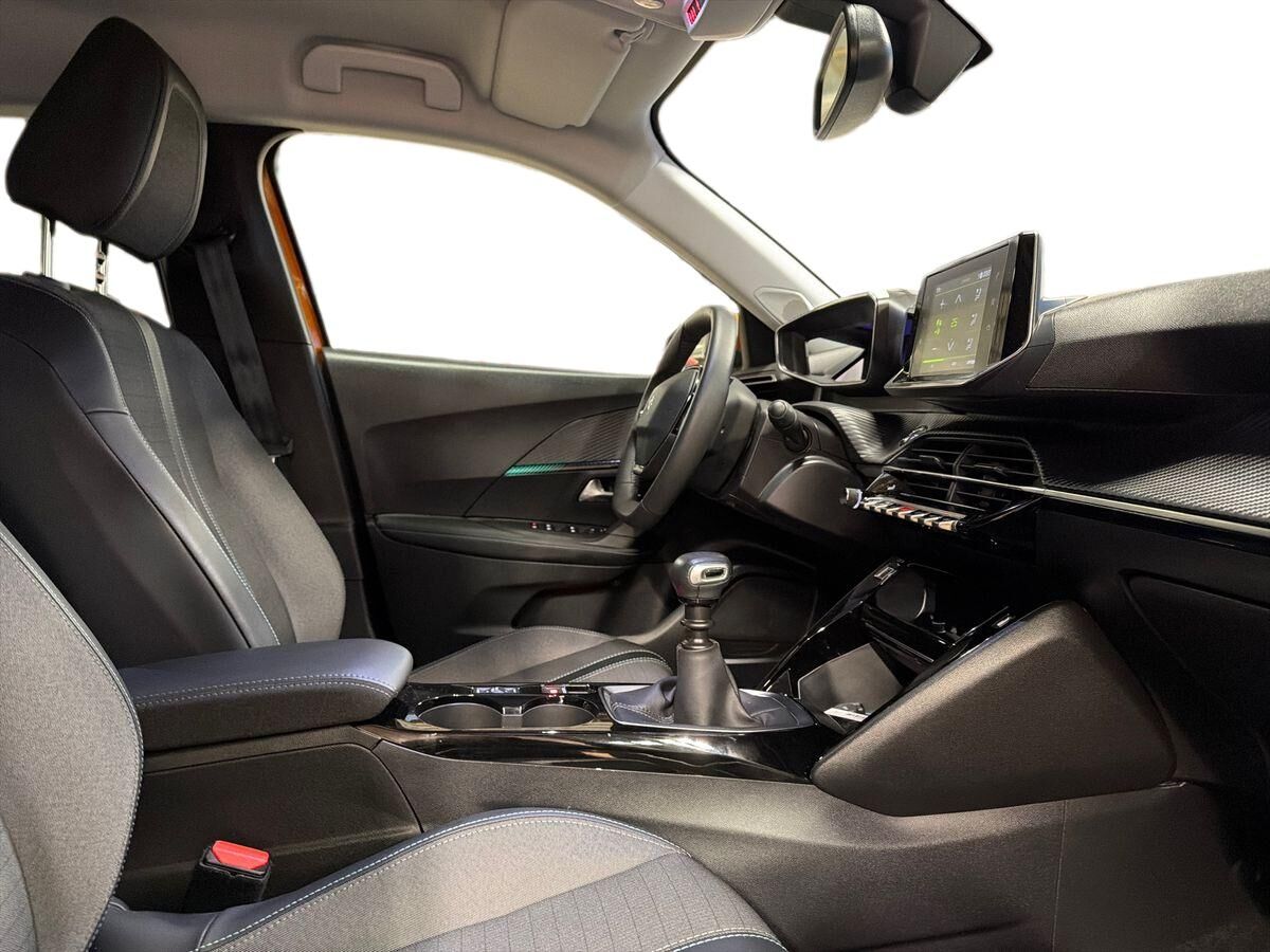 Billede af Peugeot 2008 1,2 PureTech Allure Pack 130HK 5d