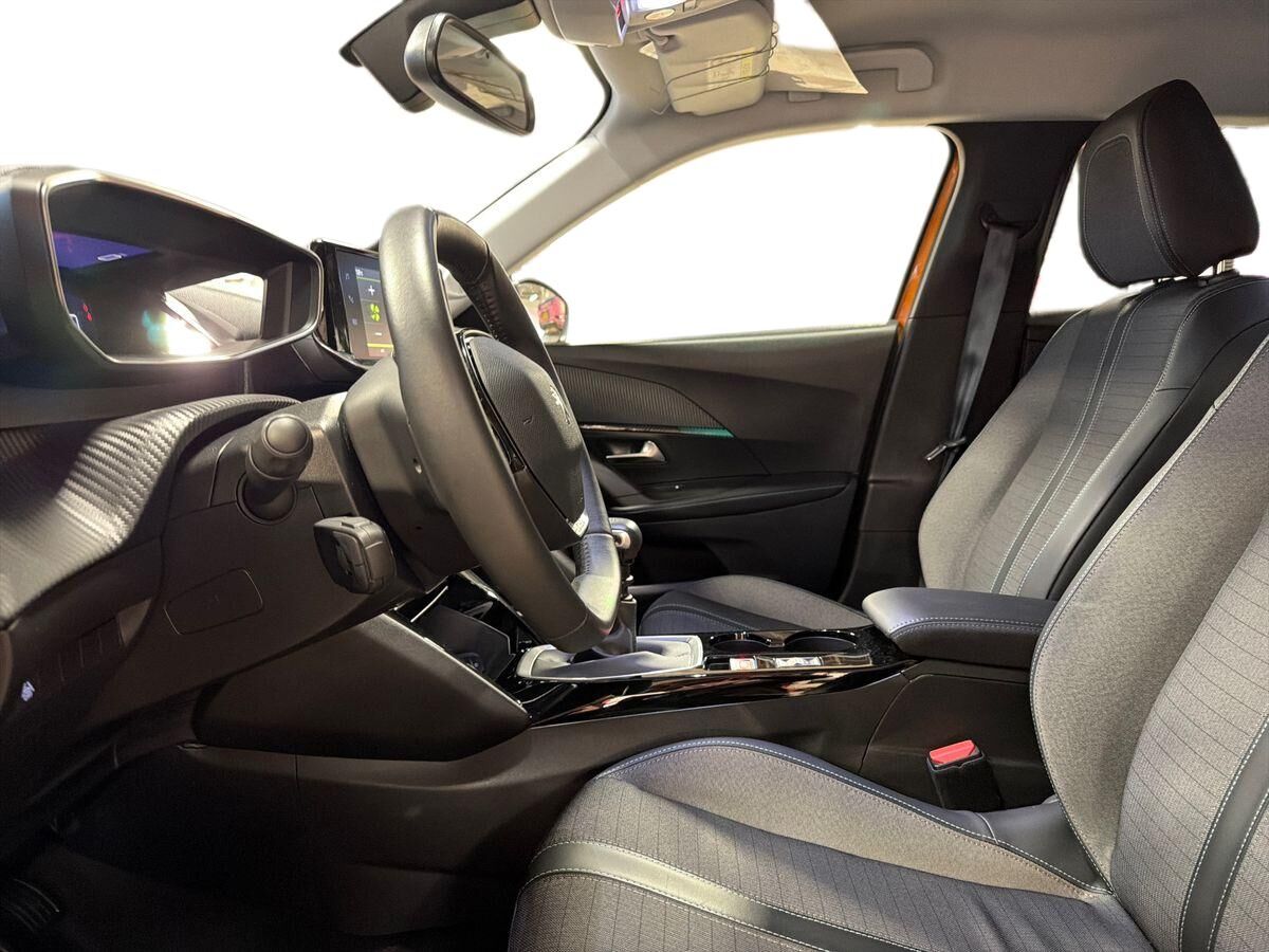 Billede af Peugeot 2008 1,2 PureTech Allure Pack 130HK 5d