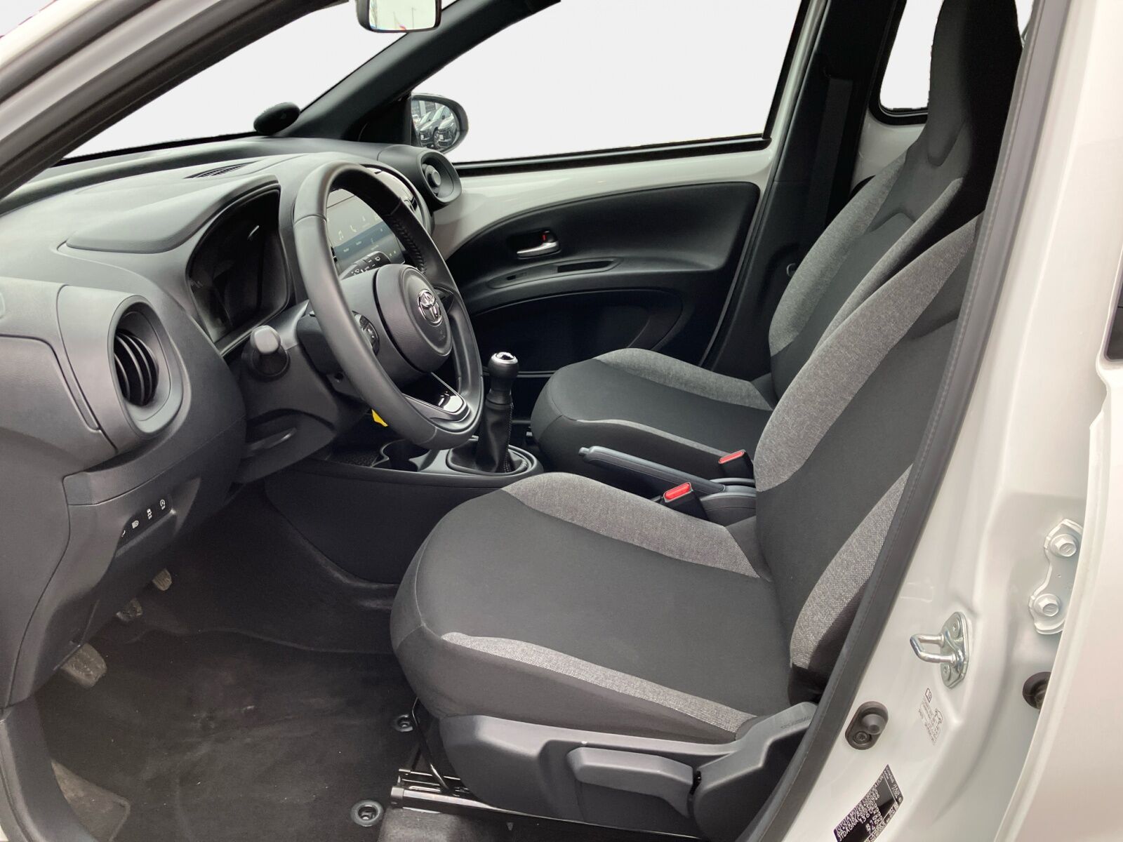 Billede af Toyota Aygo X 1,0 VVT-I Active 72HK 5d