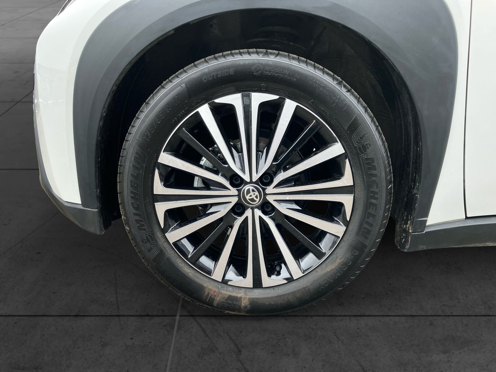 Billede af Toyota Aygo X 1,0 VVT-I Active 72HK 5d