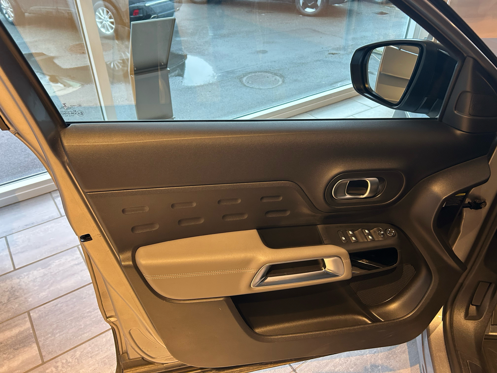 Billede af Citroën C5 Aircross 1,6 Plugin-hybrid Shine Sport EAT8 225HK 5d 8g Aut.