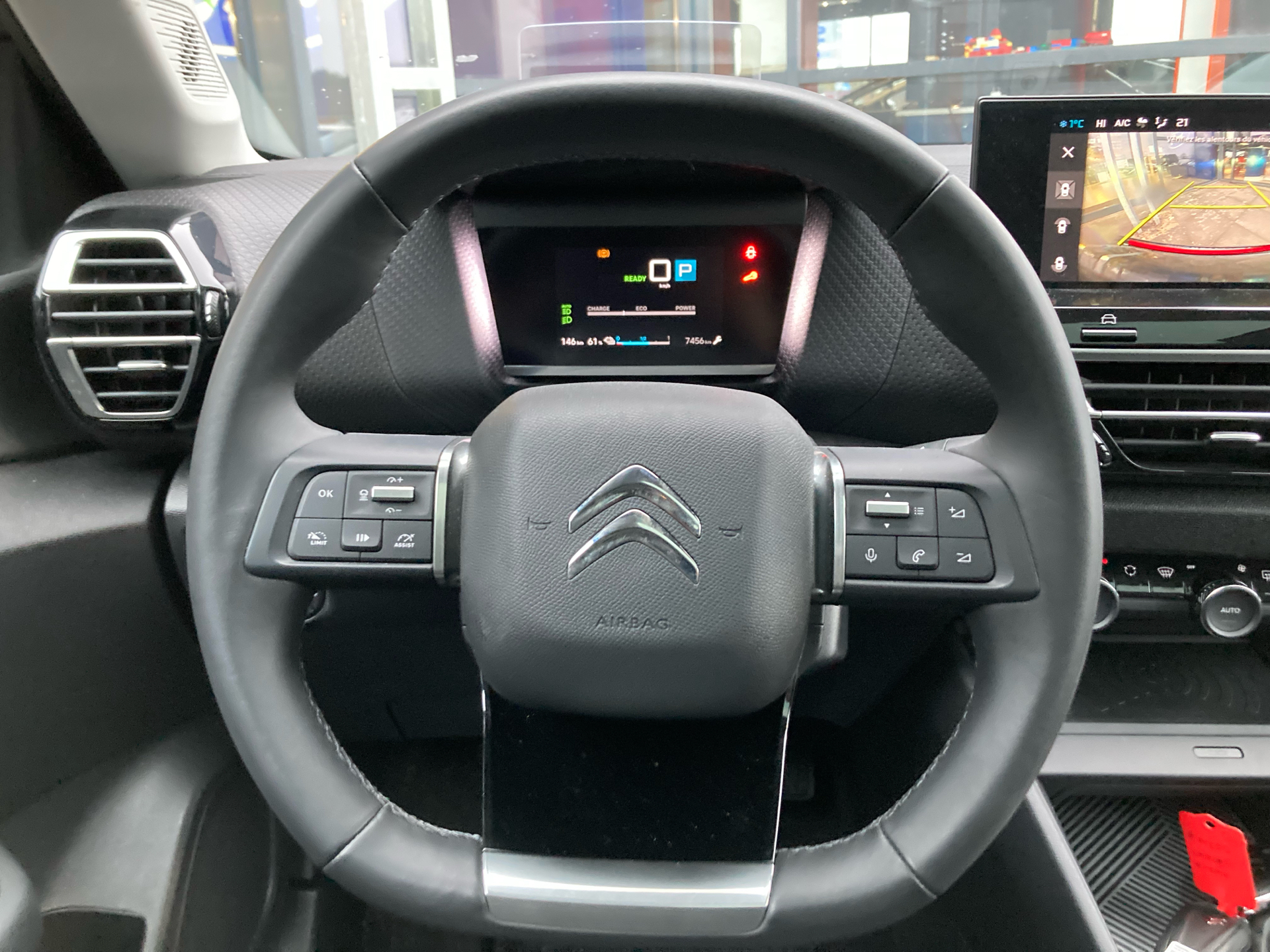 Billede af Citroën e-C4 X EL Max 136HK 5d Aut.