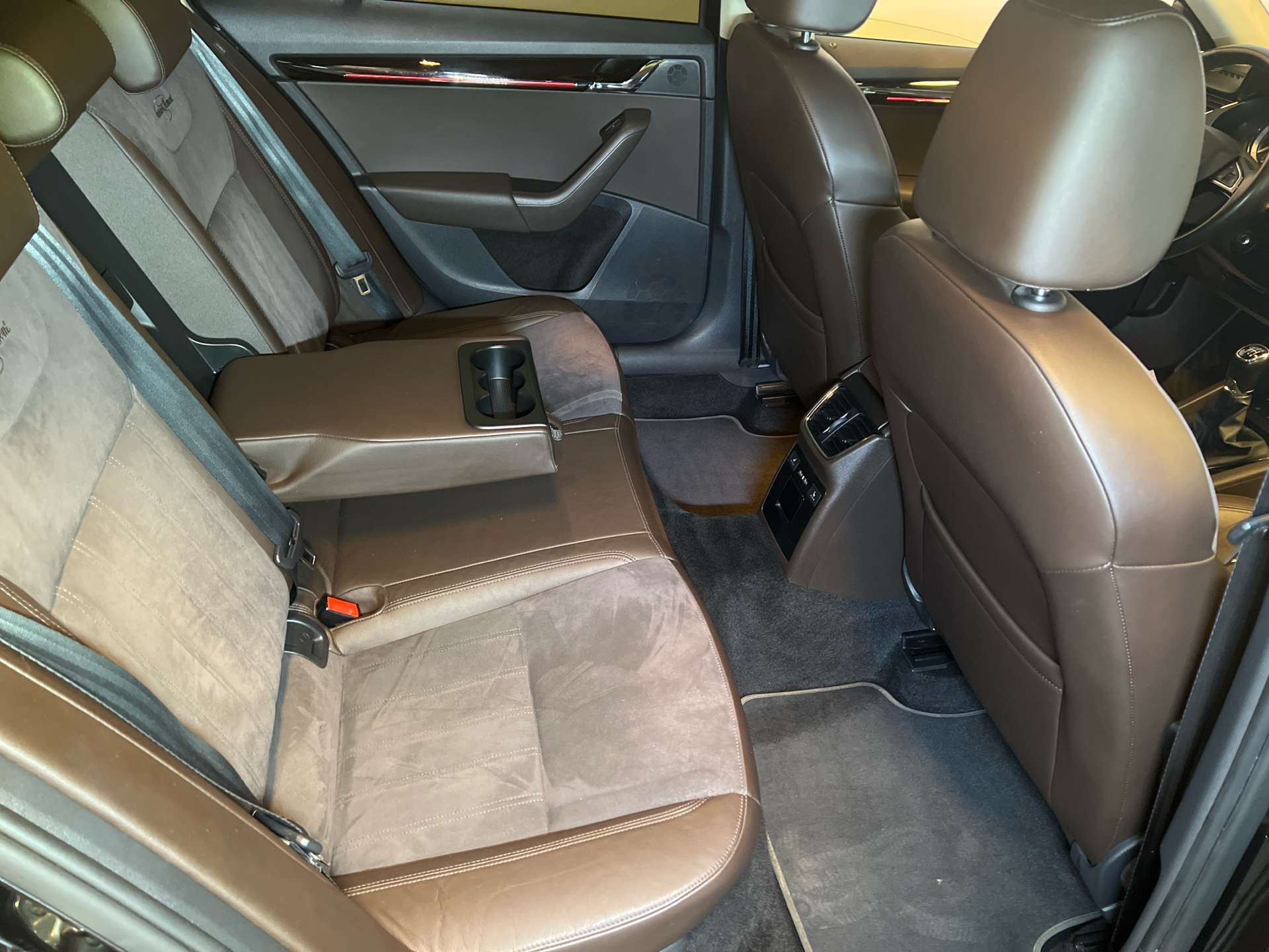 Billede af Skoda Octavia Combi 2,0 TDI L&K 150HK Stc 6g