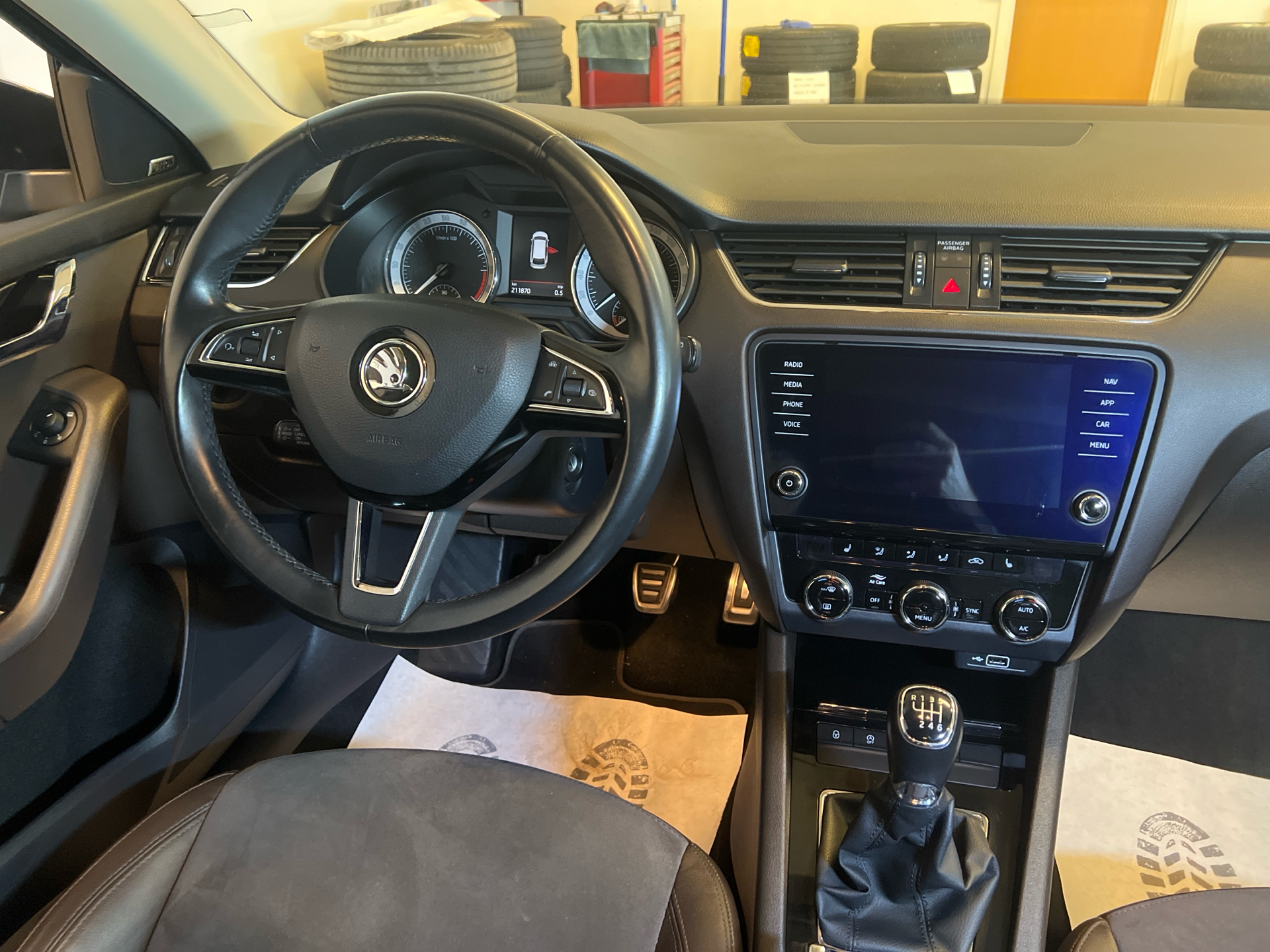 Billede af Skoda Octavia Combi 2,0 TDI L&K 150HK Stc 6g