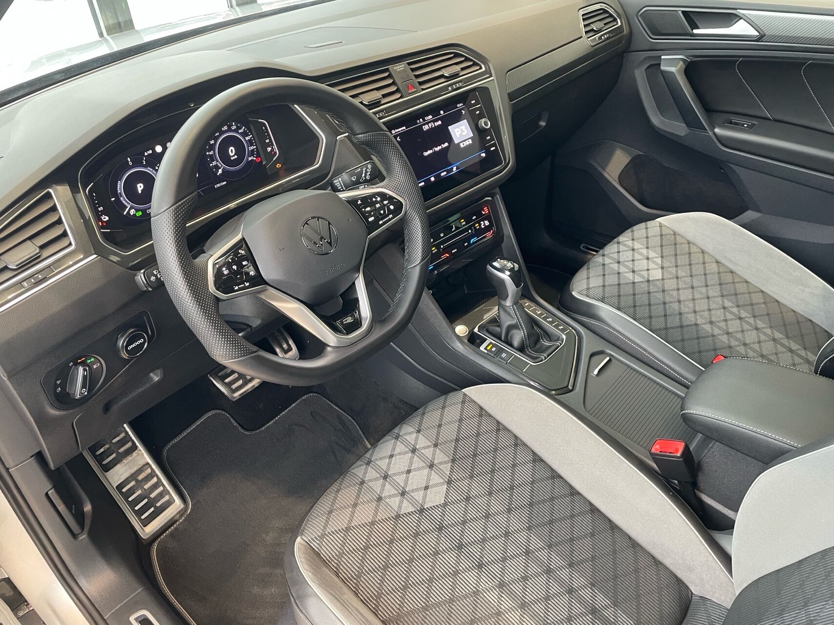 Billede af VW Tiguan 1,4 TSI eHybrid R-Line DSG 245HK 5d 6g Aut.