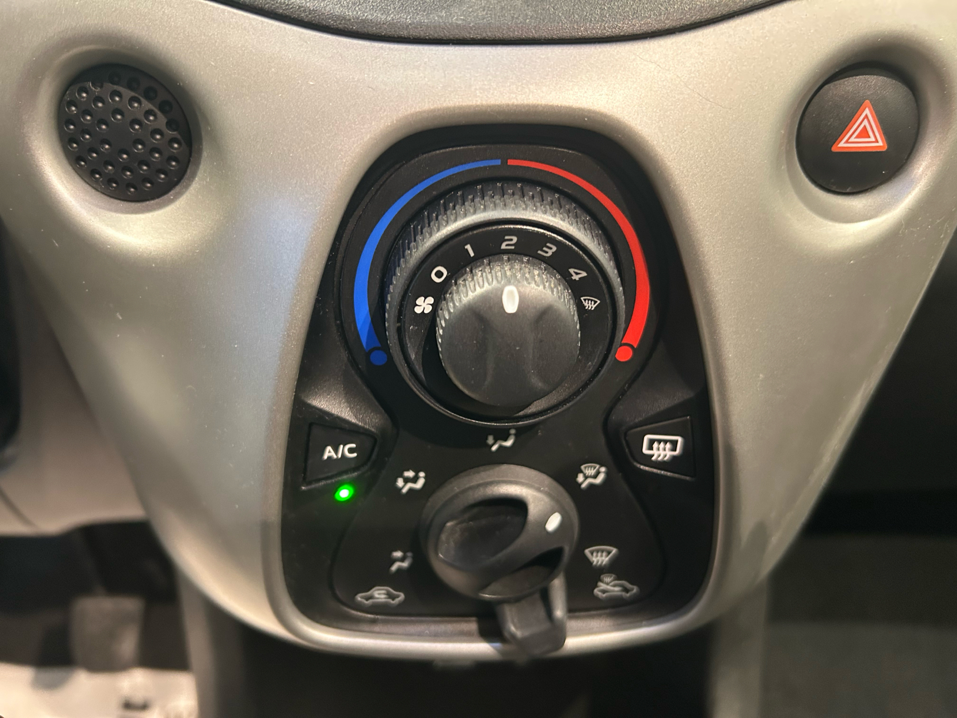 Billede af Peugeot 108 1,0 e-Vti Active Top! 69HK 5d