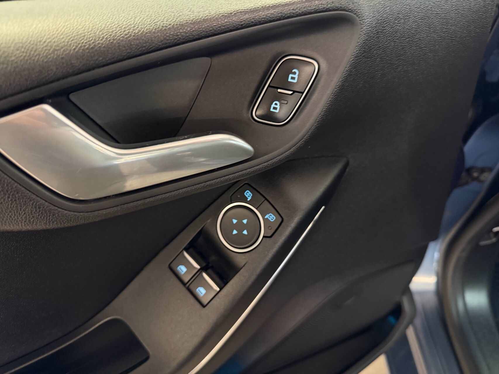 Billede af Ford Fiesta 1,0 EcoBoost Titanium Start/Stop 100HK 5d 6g