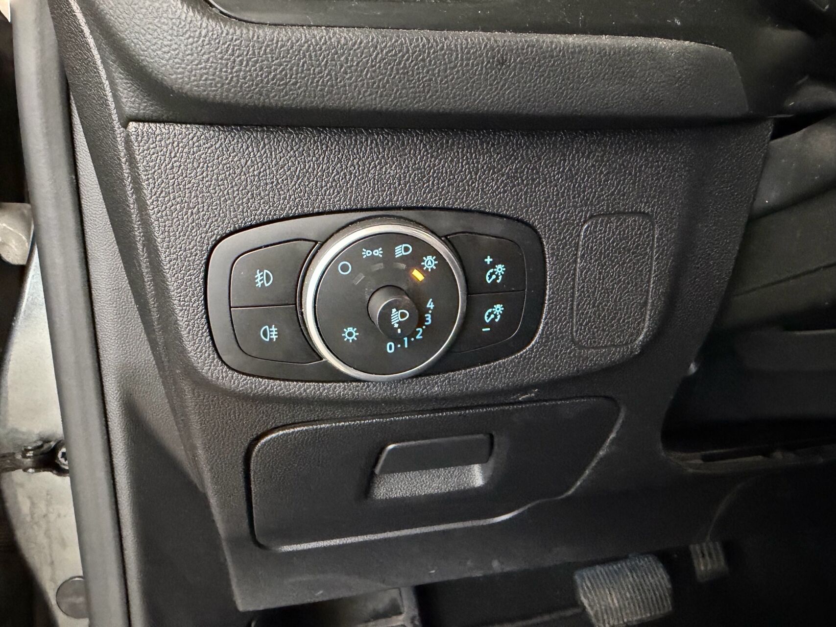 Billede af Ford Focus 1,5 EcoBlue Titanium 120HK Stc 8g Aut.