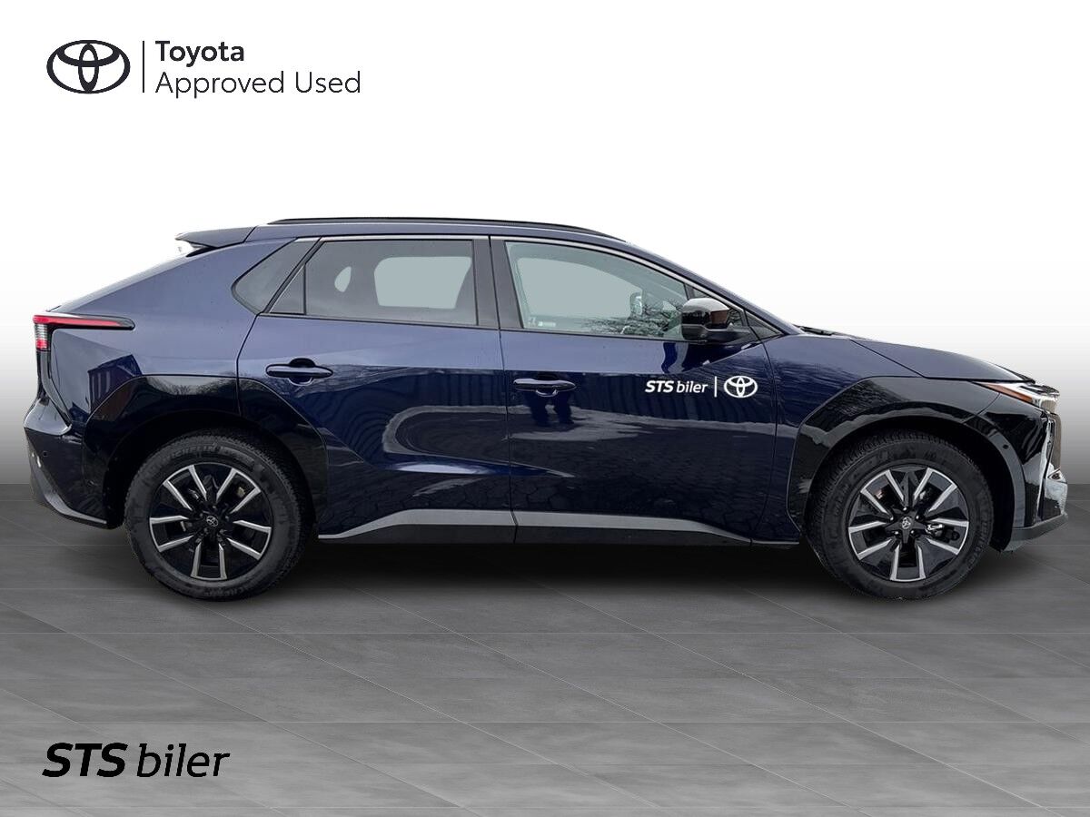 Billede af Toyota bZ4X 252 kW (343 hk) aut. gear AWD Executive