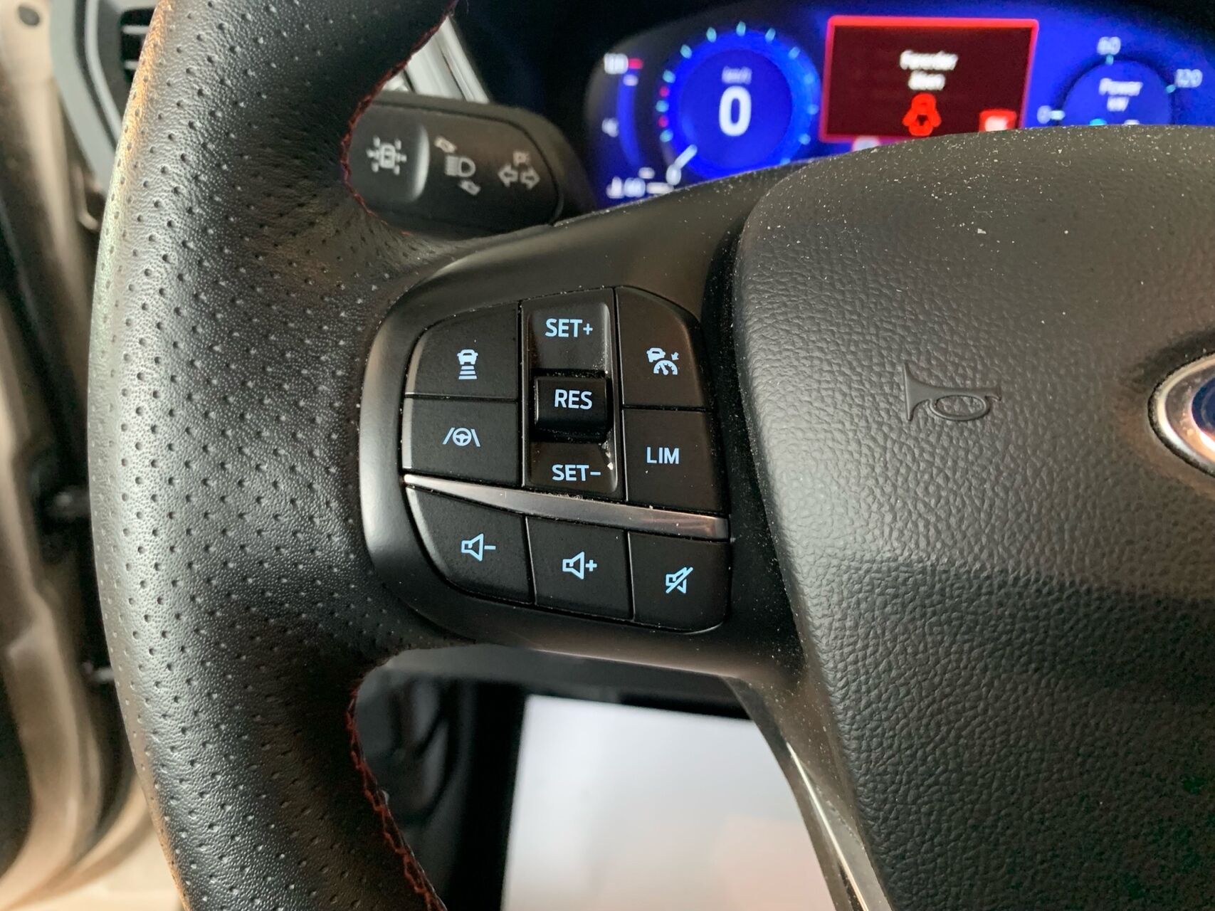 Billede af Ford Kuga 2,5 Plugin-hybrid ST-Line X CVT 225HK 5d Trinl. Gear