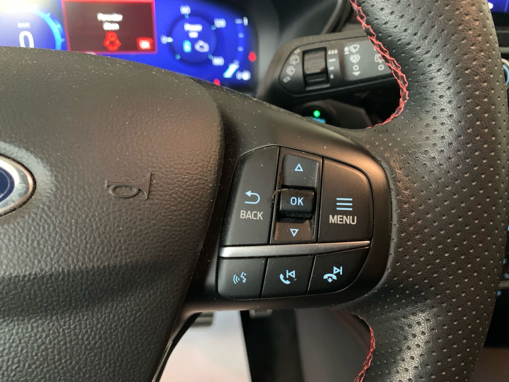 Billede af Ford Kuga 2,5 Plugin-hybrid ST-Line X CVT 225HK 5d Trinl. Gear