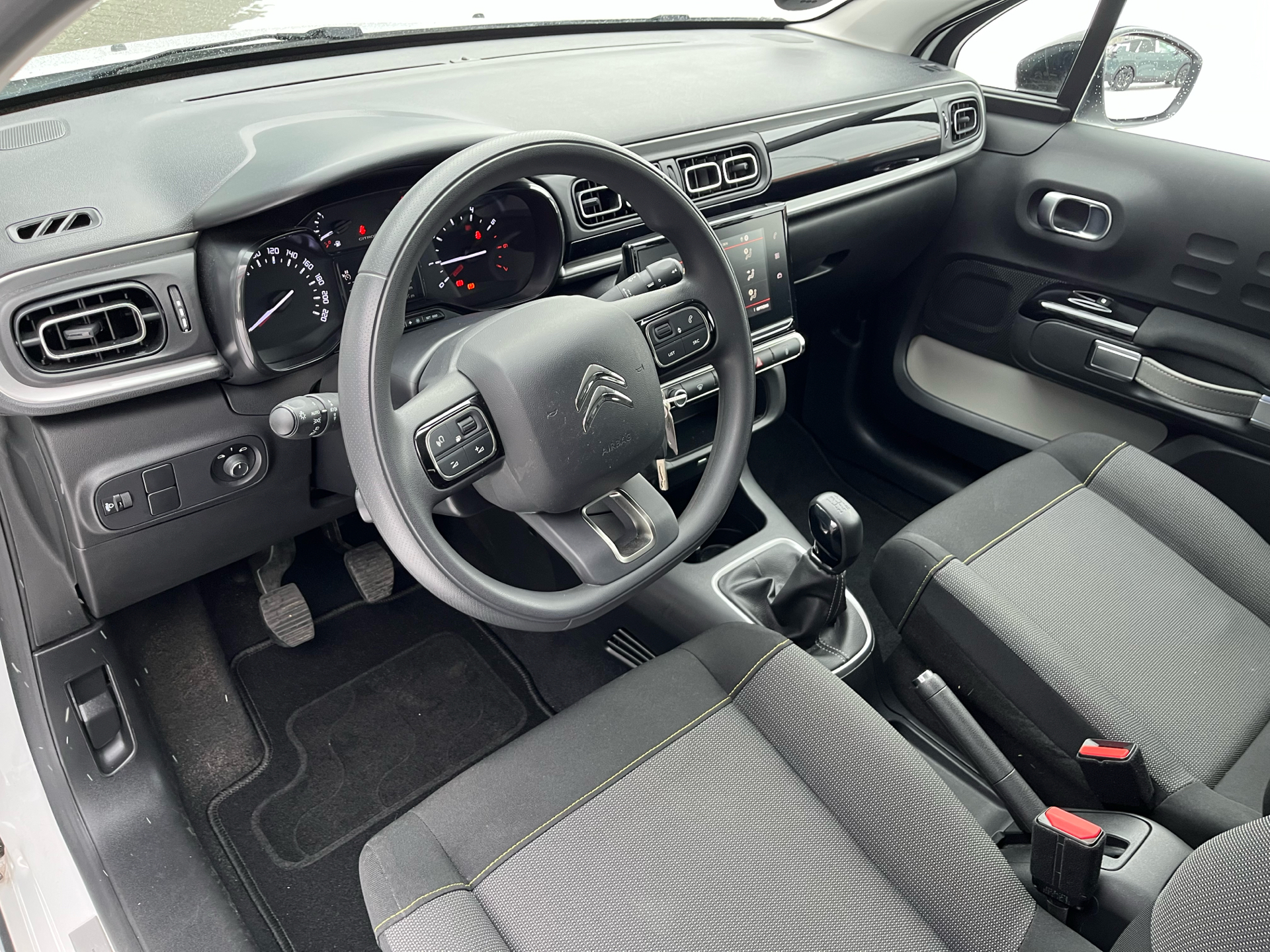 Billede af Citroën C3 1,2 PureTech Shine 83HK 5d