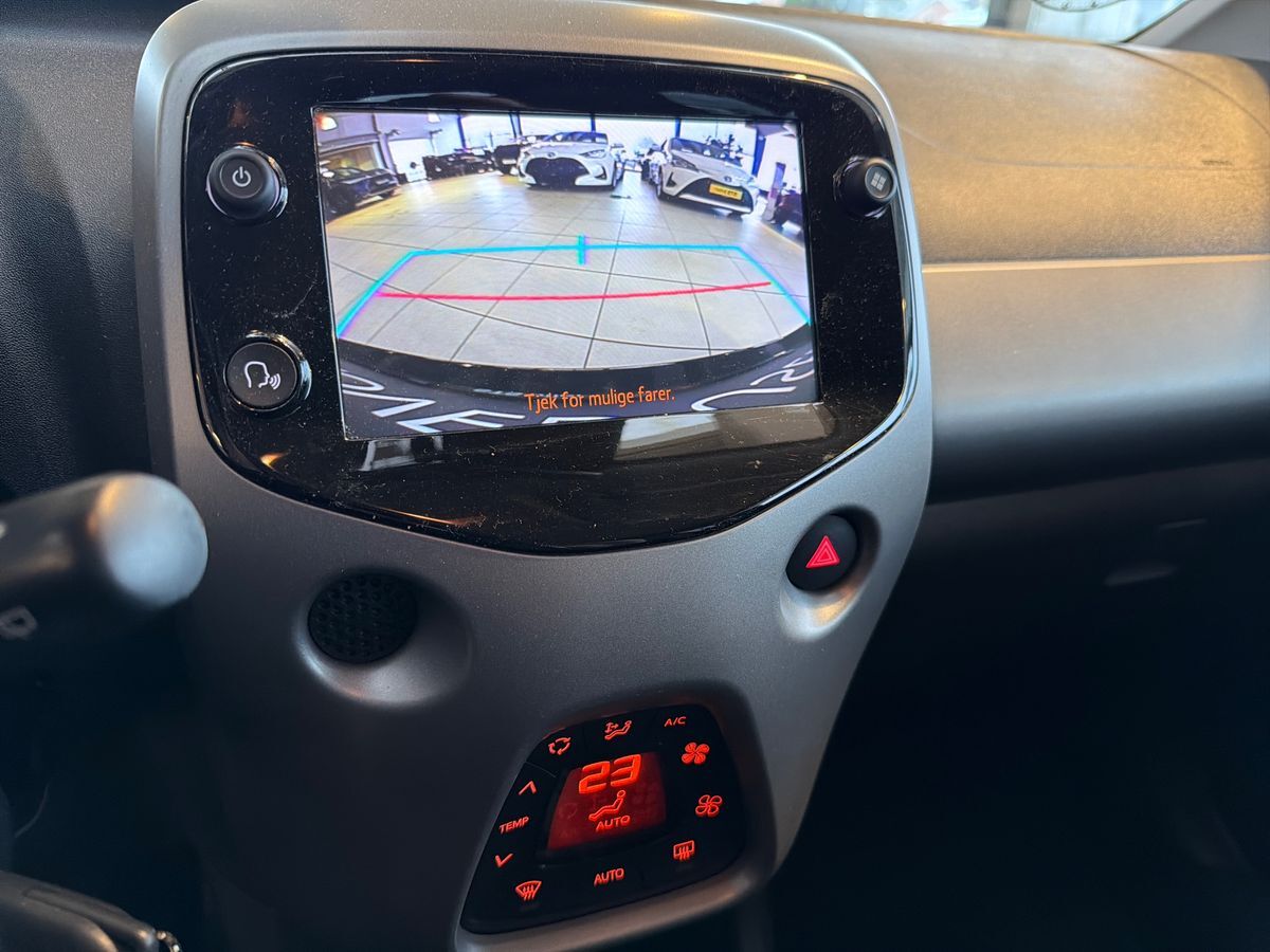 Billede af Toyota Aygo 1,0 VVT-I X-Clusiv 72HK 5d