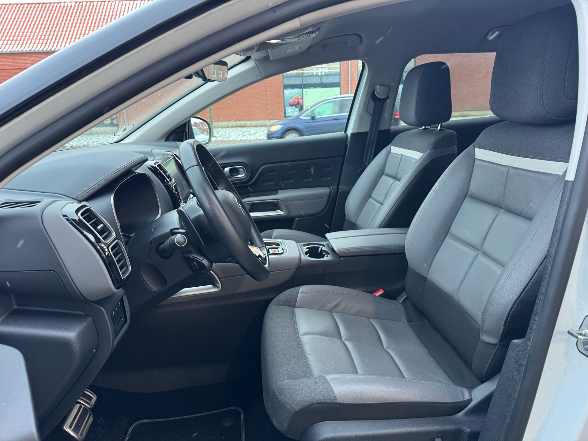 Billede af Citroën C5 Aircross 1,6 Plugin-hybrid Shine Sport EAT8 225HK 5d 8g Aut.