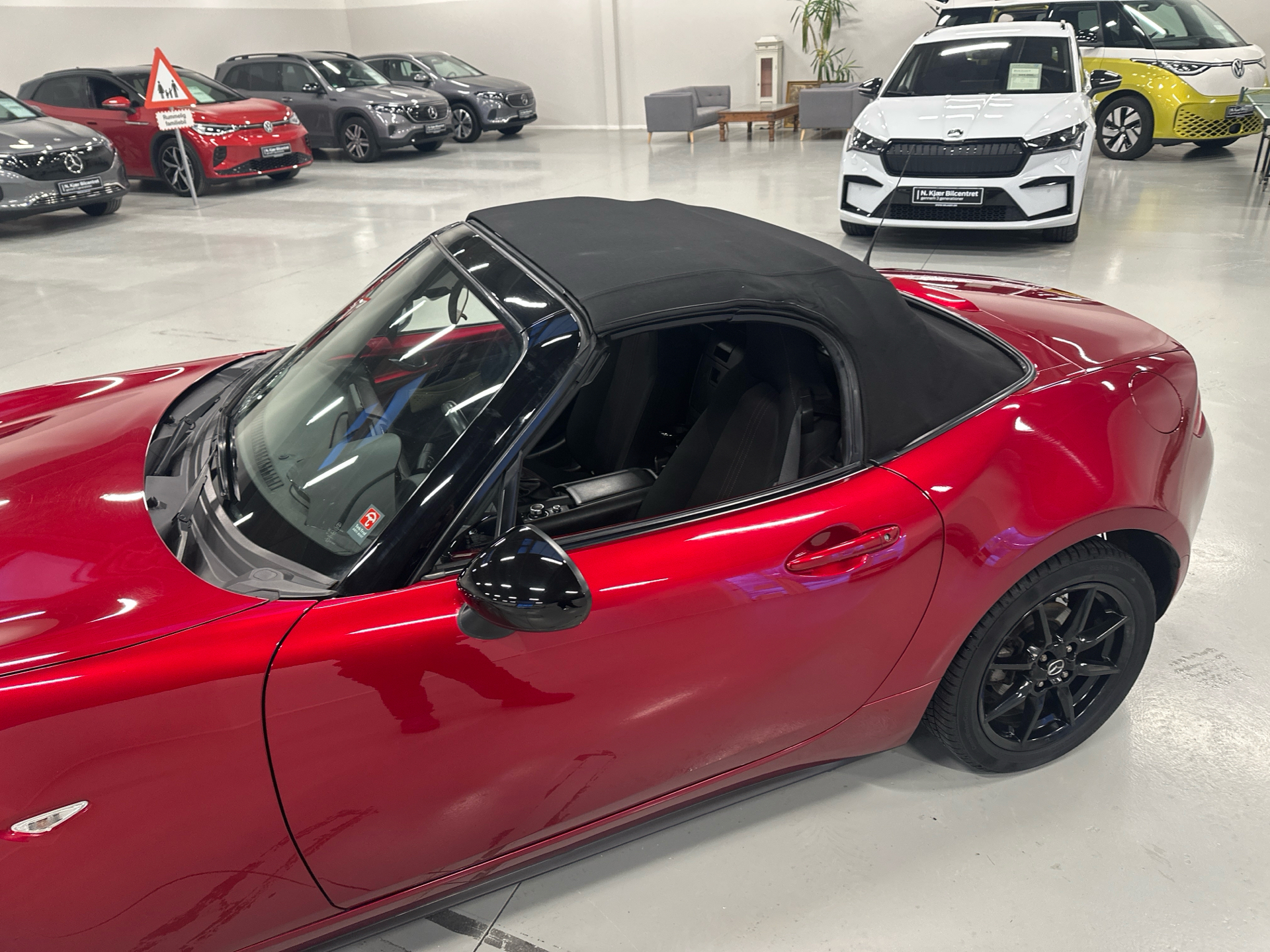 Billede af Mazda MX-5 1,5 Skyactiv-G 132HK Cabr. 6g