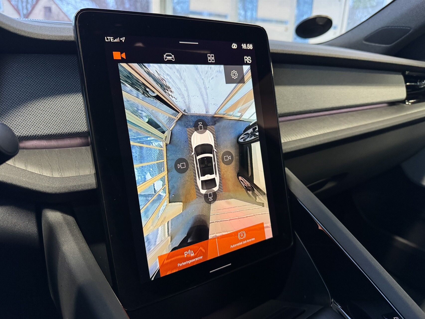 Billede af Polestar 2 EL Long Range Single motor Plus 299HK 5d Aut.