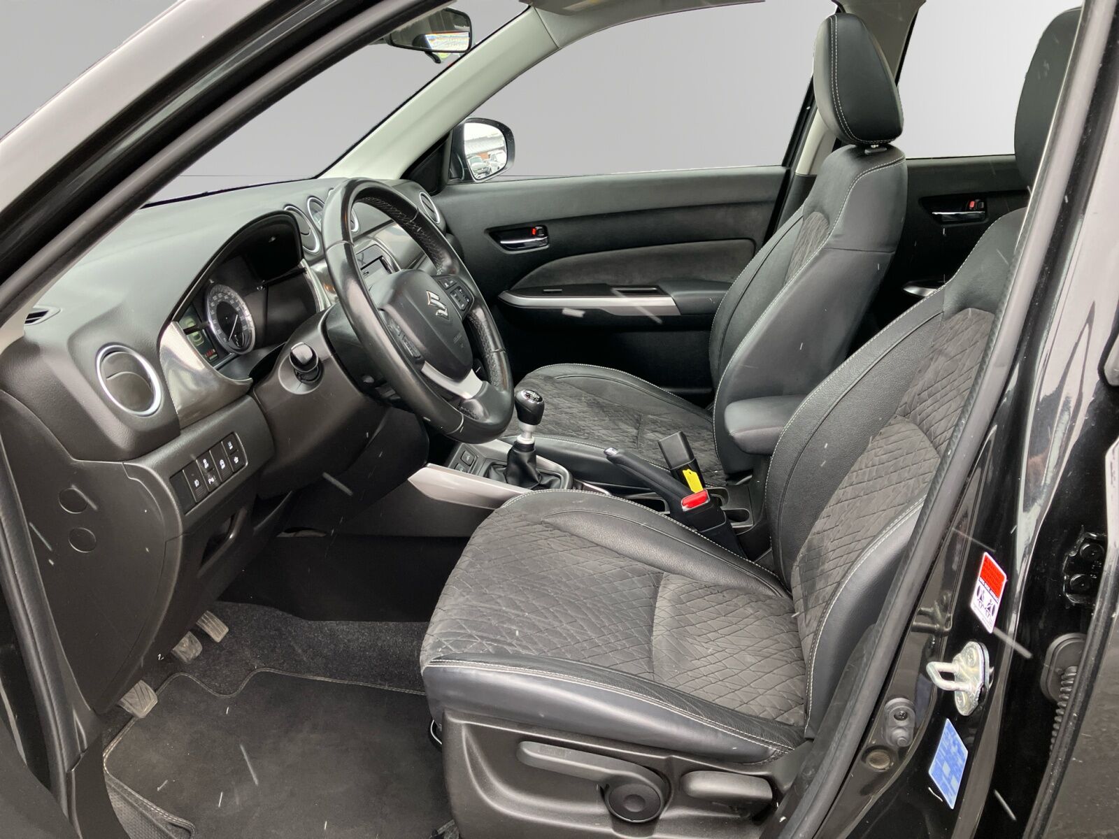 Billede af Suzuki Vitara 1,4 Boosterjet  Mild hybrid Adventure 129HK 5d 6g