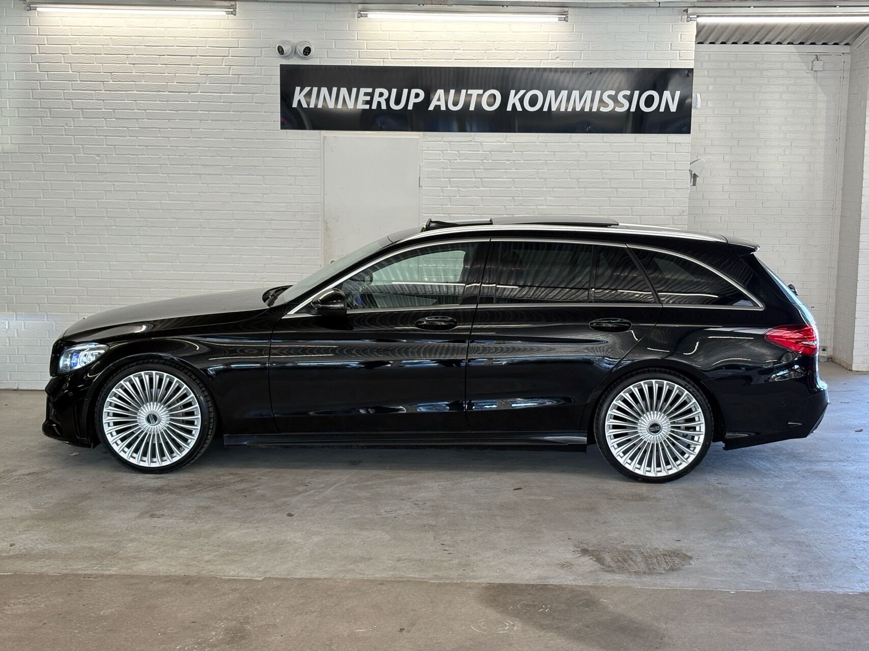 Billede af Mercedes-Benz C220 d T 2,0 CDI AMG Line 9G-Tronic 194HK Stc Aut.