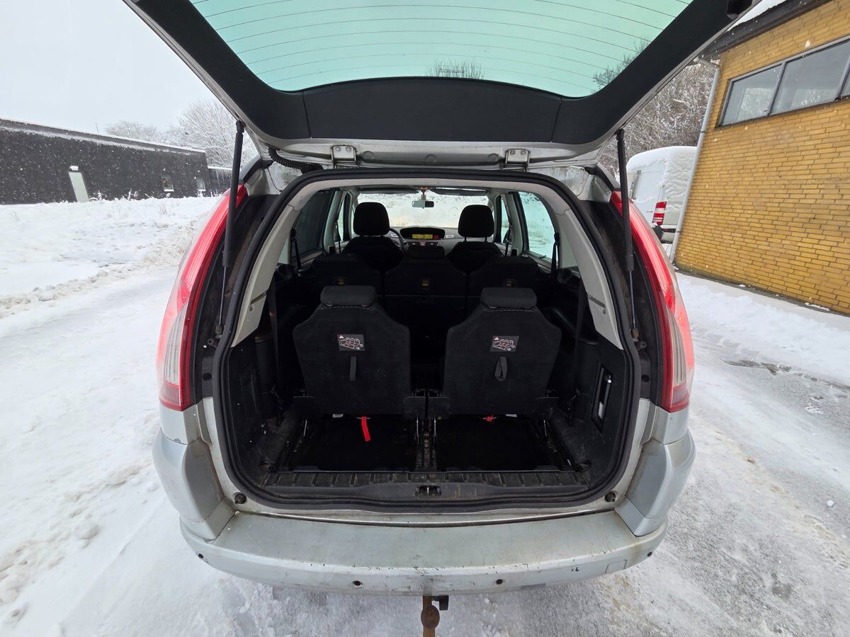 Billede af Citroën Grand C4 Picasso 1,6 HDI VTR Pack 110HK