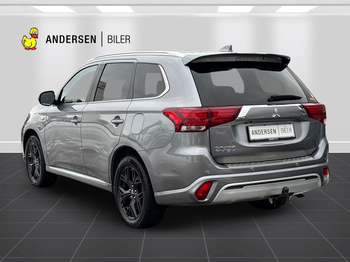 Billede af Mitsubishi Outlander 2,4 PHEV  Plugin-hybrid Intense 4WD 224HK 5d 6g Trinl. Gear