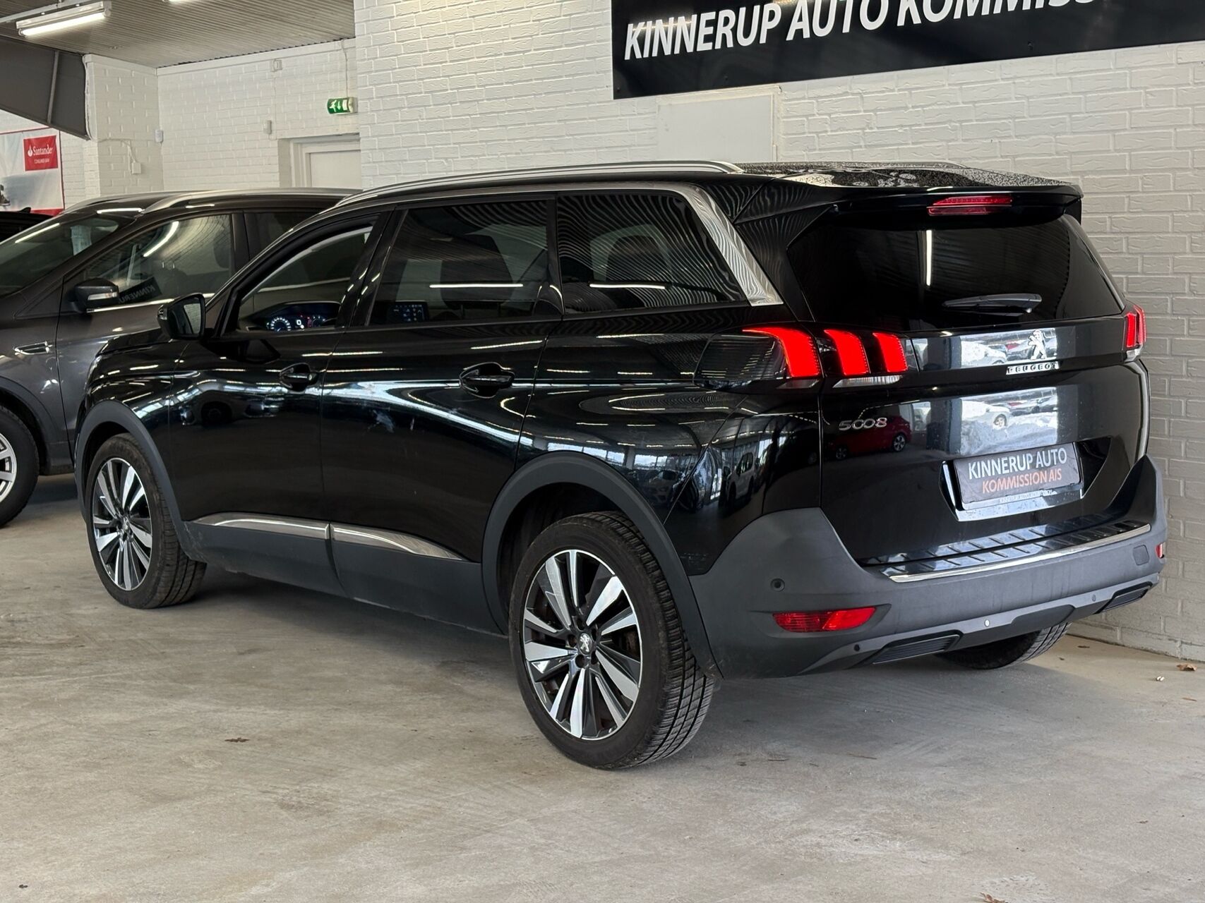 Billede af Peugeot 5008 1,6 BlueHDi Allure Start/Stop 120HK 5d 6g